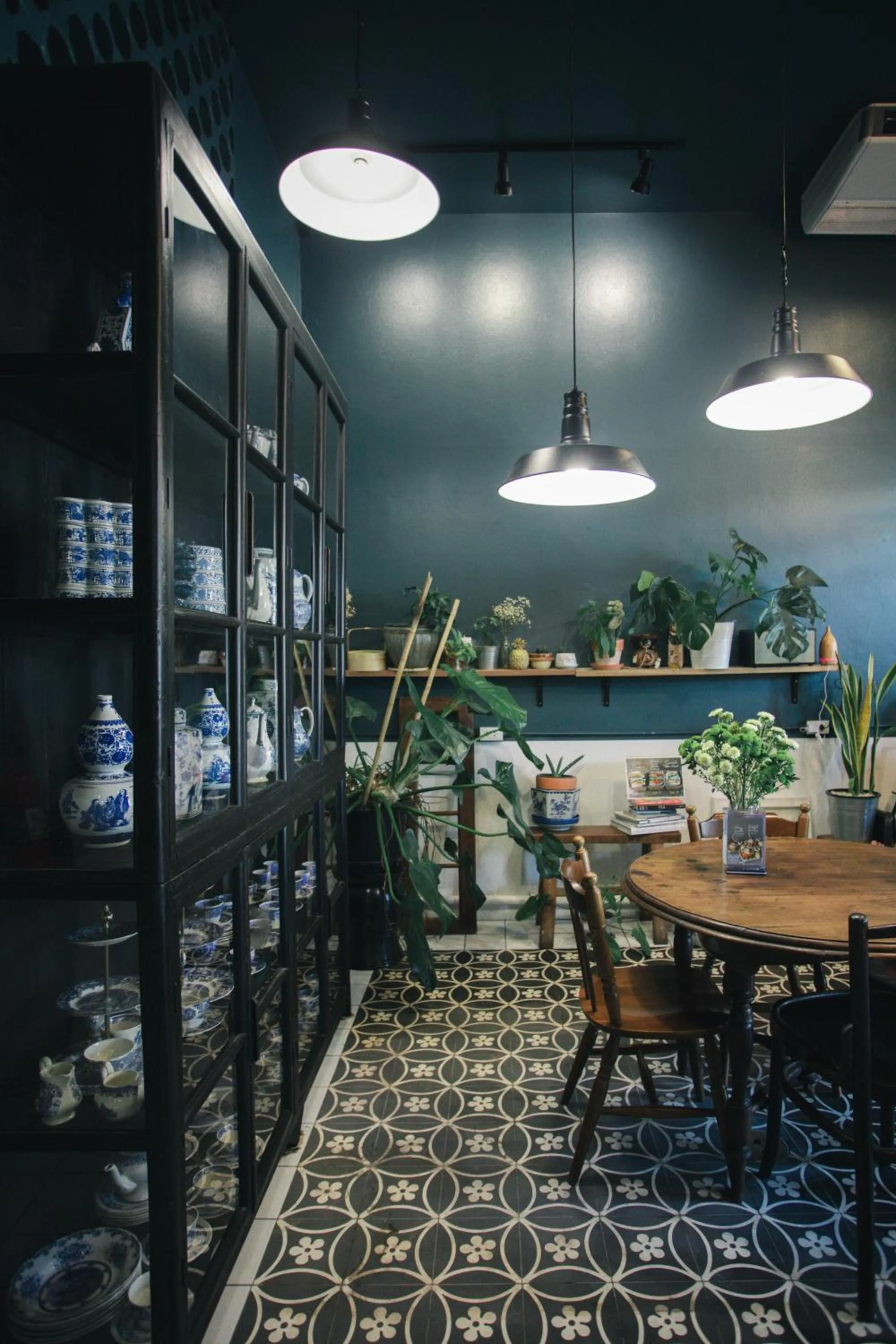 Restaurant/places to eat in Blu Monkey Boutique Phuket Town