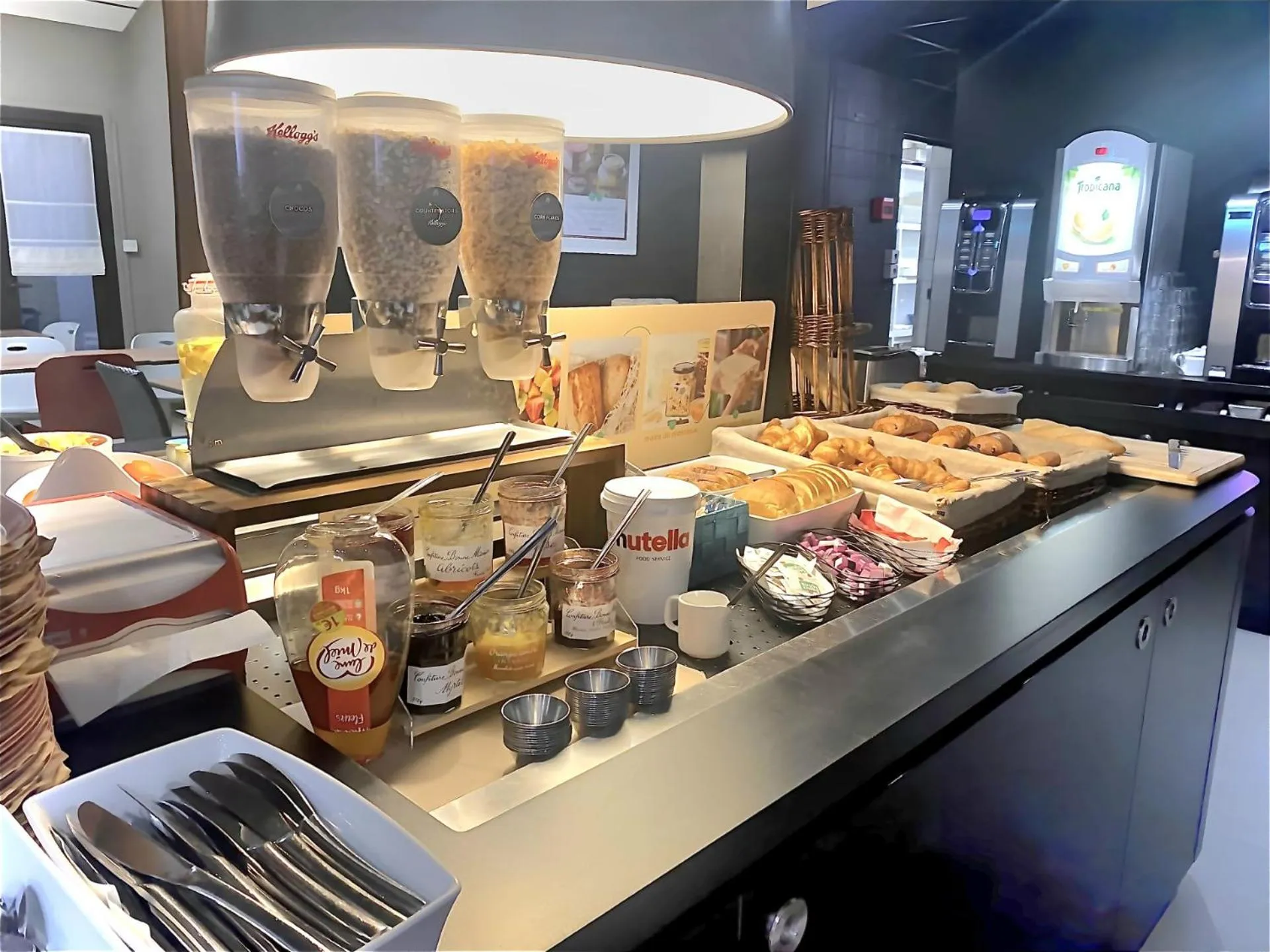 Buffet breakfast in Campanile Annecy - Cran Gevrier