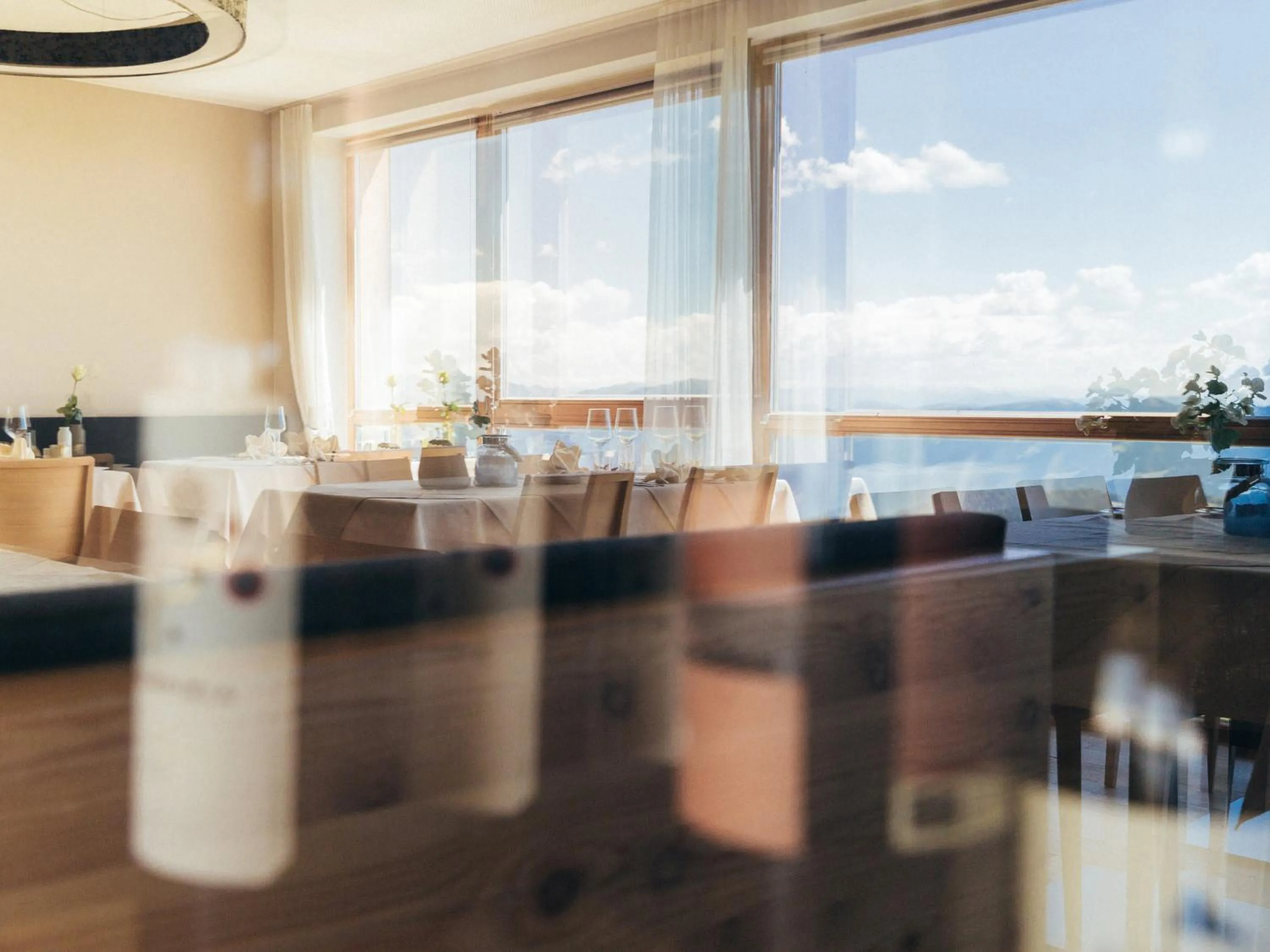 Dining area in Alpinhotel Pacheiner