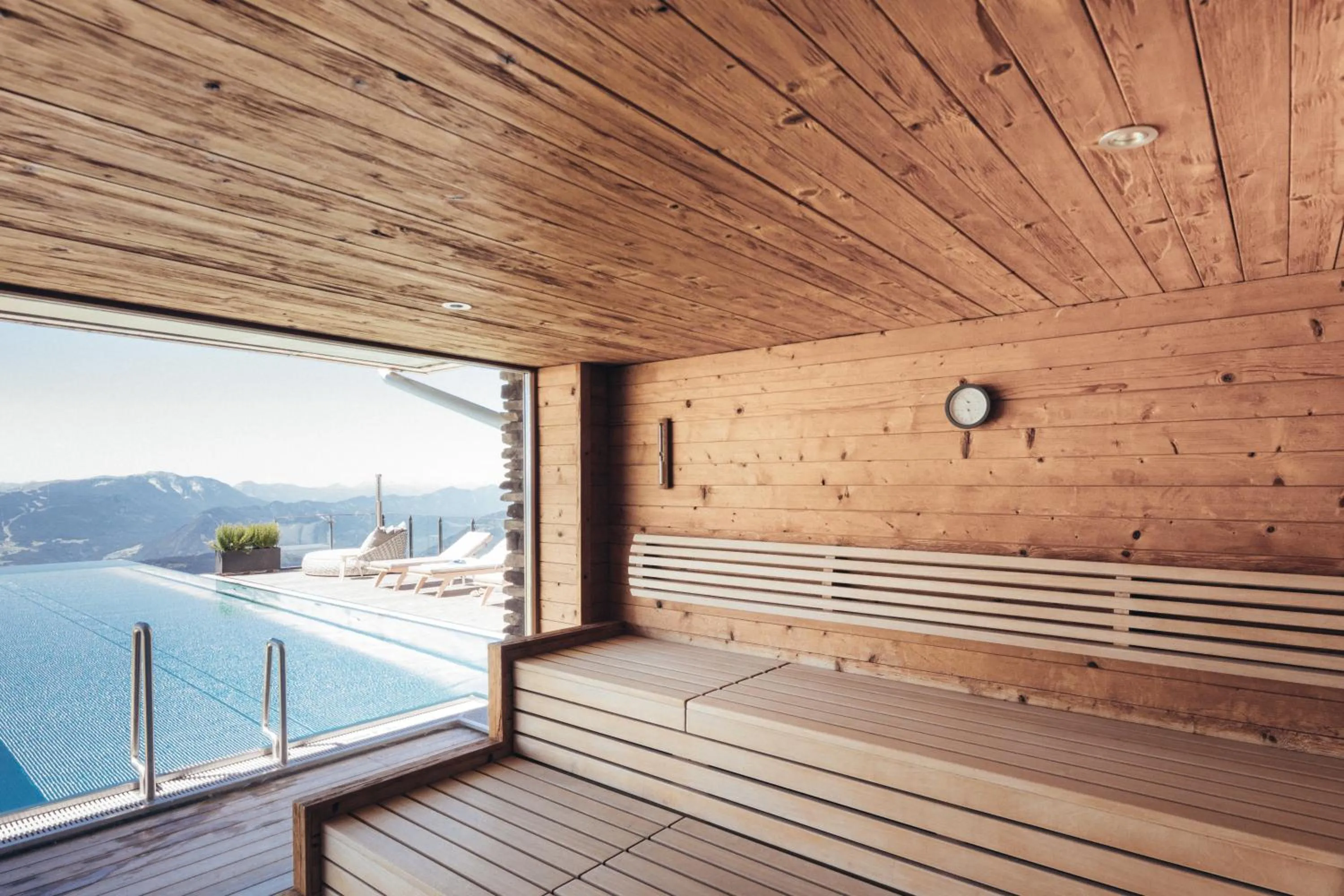 Swimming pool in Alpinhotel Pacheiner