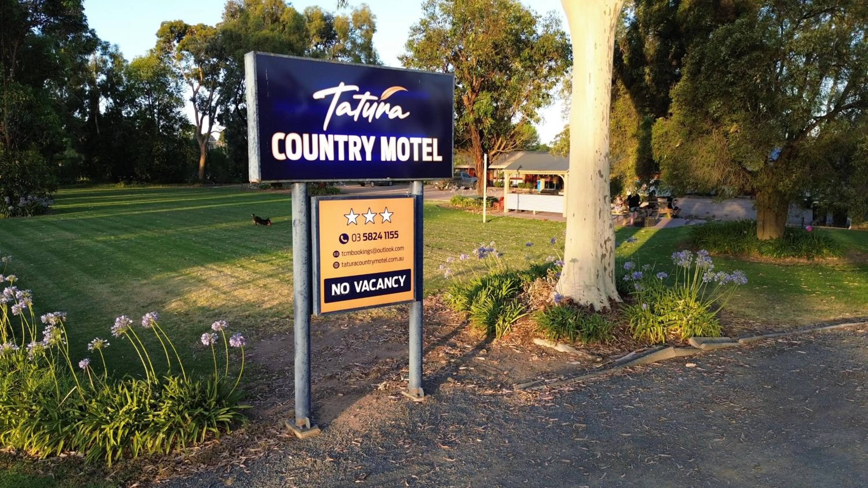 Day in Tatura Country Motel