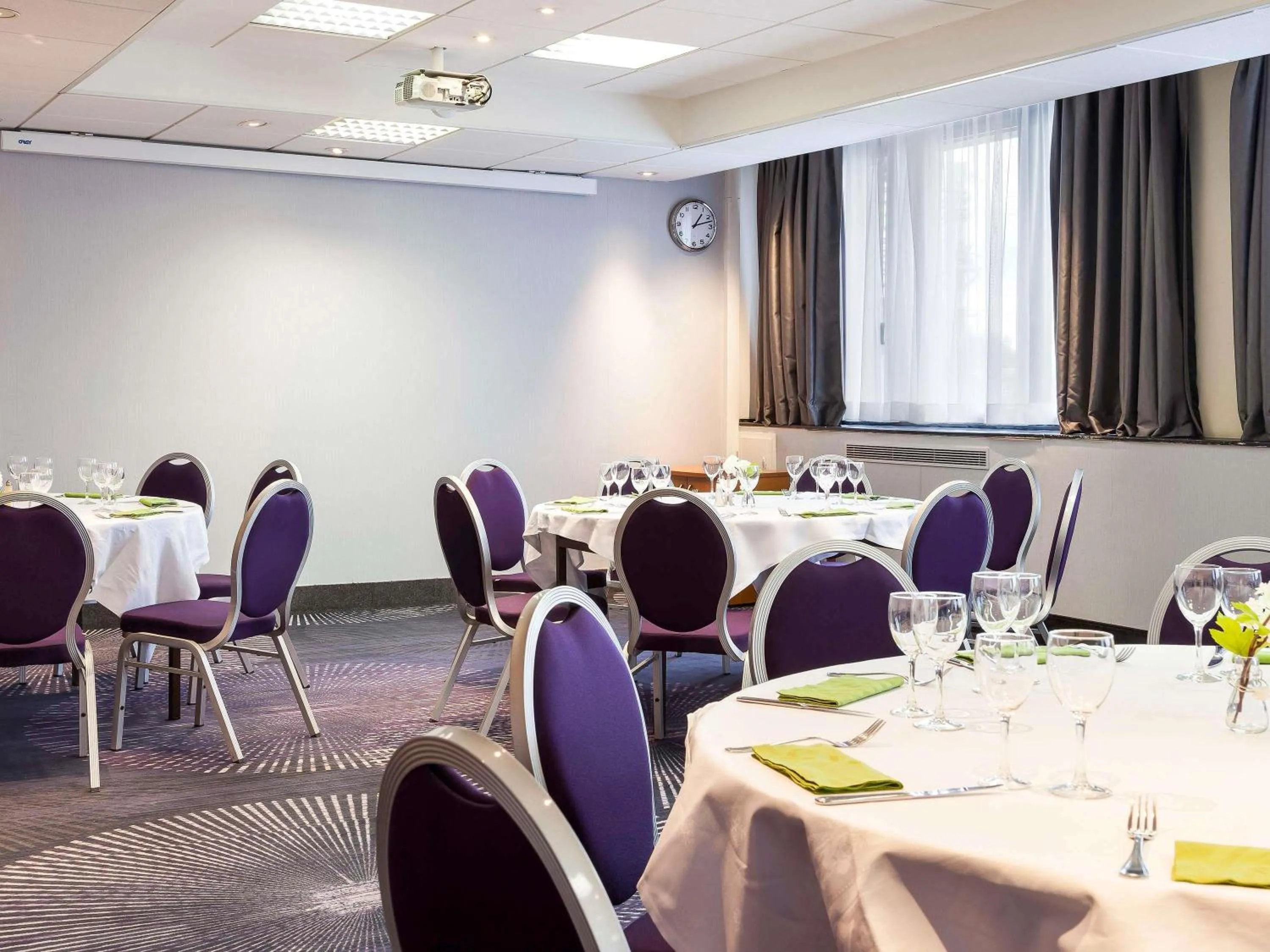Meeting/conference room in Novotel Tours Centre Gare