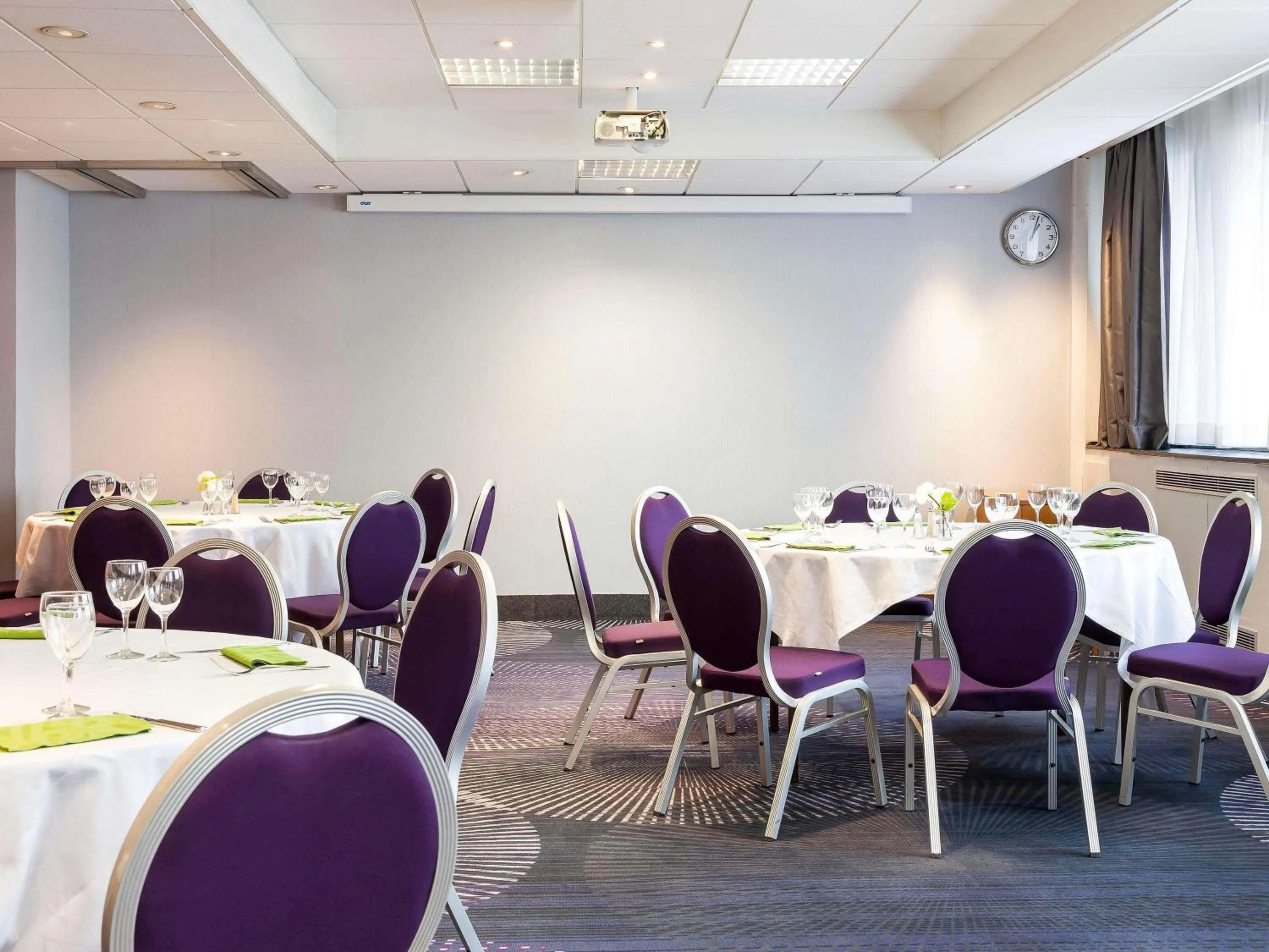 Meeting/conference room in Novotel Tours Centre Gare