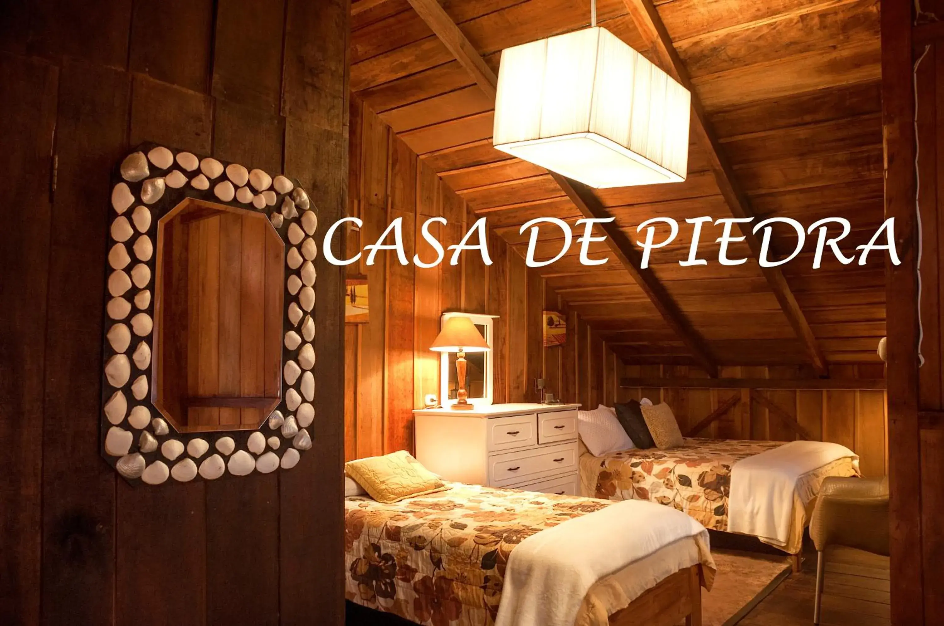 Three-Bedroom Chalet in Casa de Piedra Three-Bedroom Chalet in Casa de Piedra