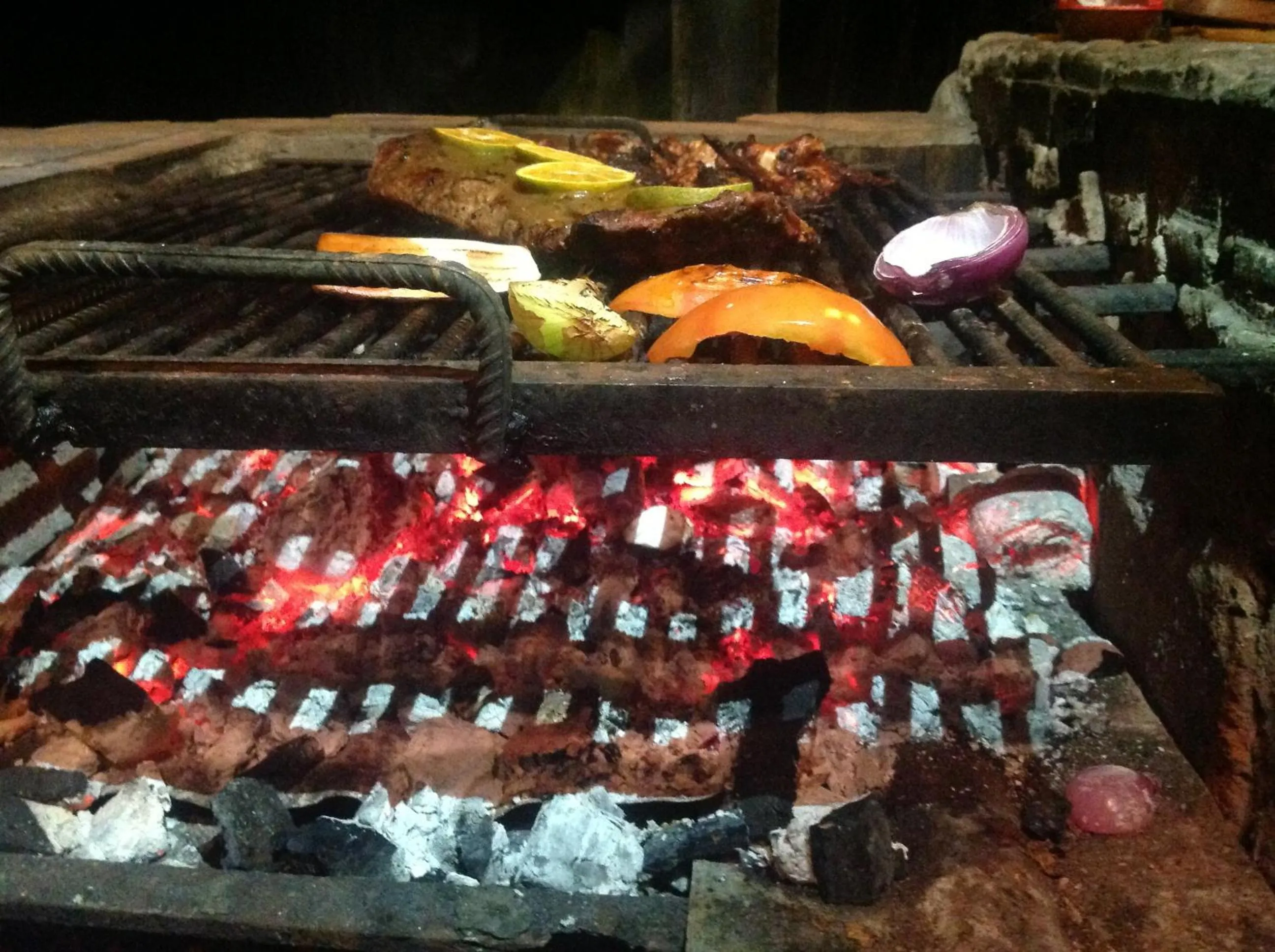 BBQ facilities in Casa de Piedra