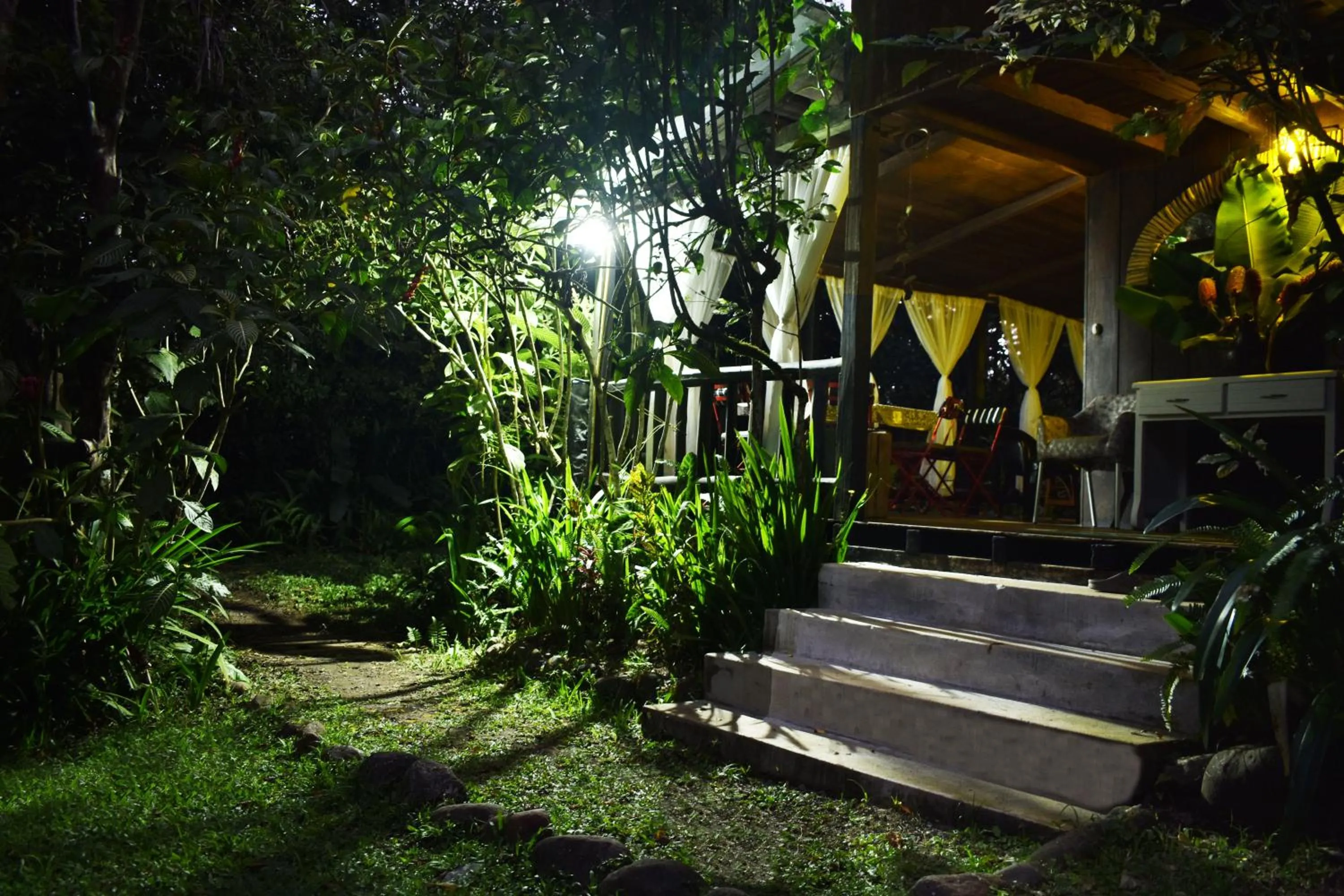 Property building in Casa de Piedra