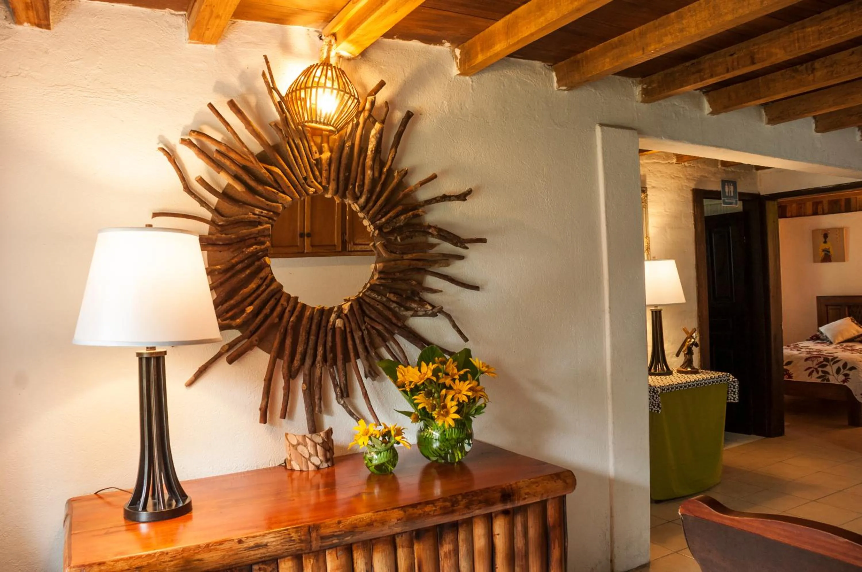 Communal lounge/ TV room in Casa de Piedra