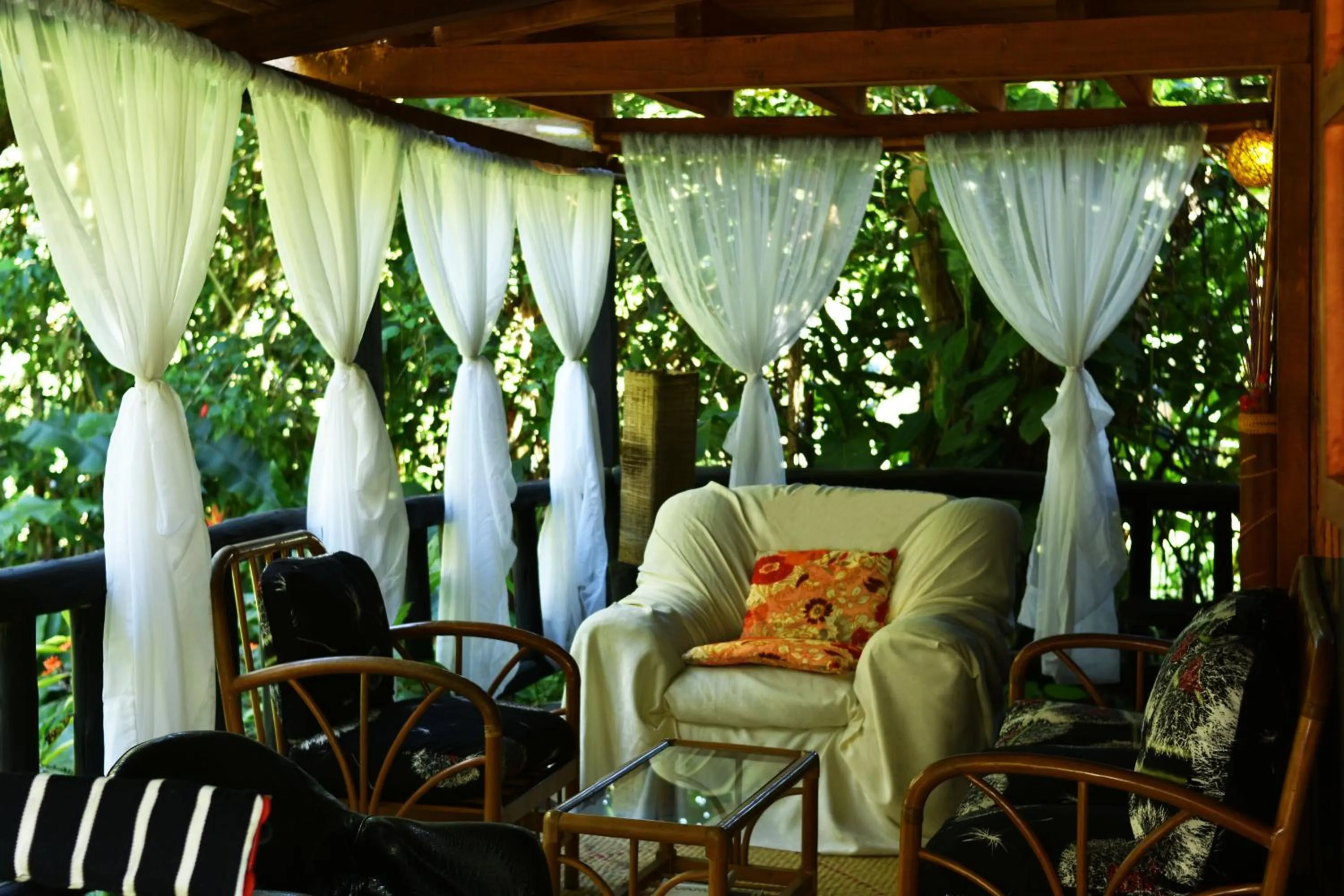 Property building in Casa de Piedra