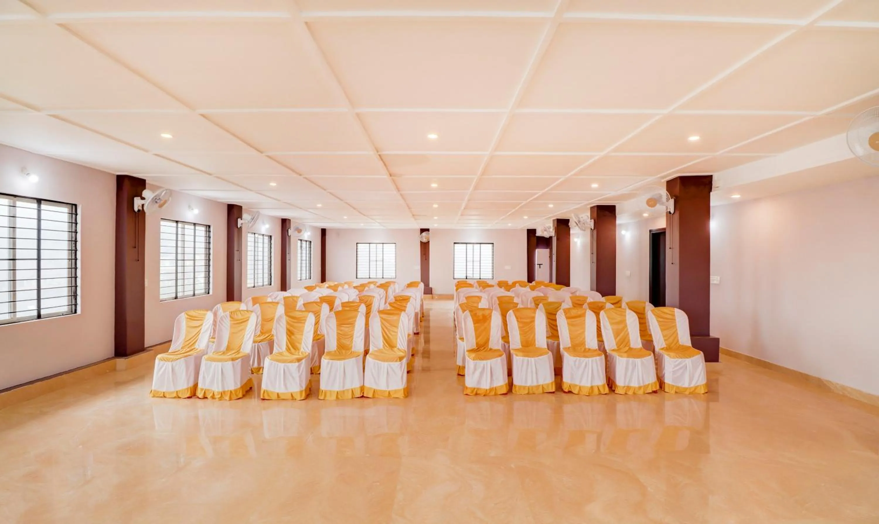 Banquet/Function facilities in Treebo New Redfern, Madikeri