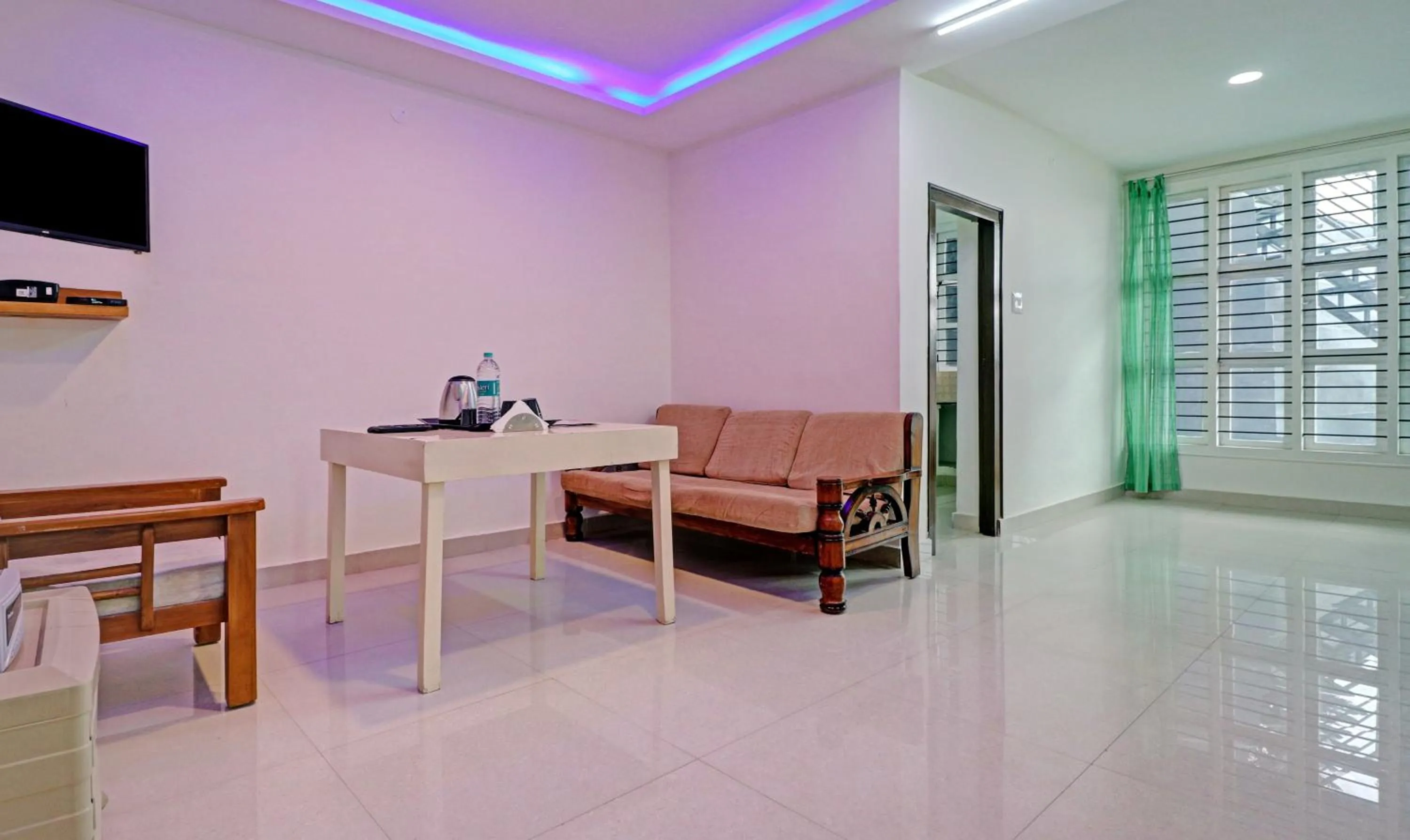 Seating area in Treebo New Redfern, Madikeri