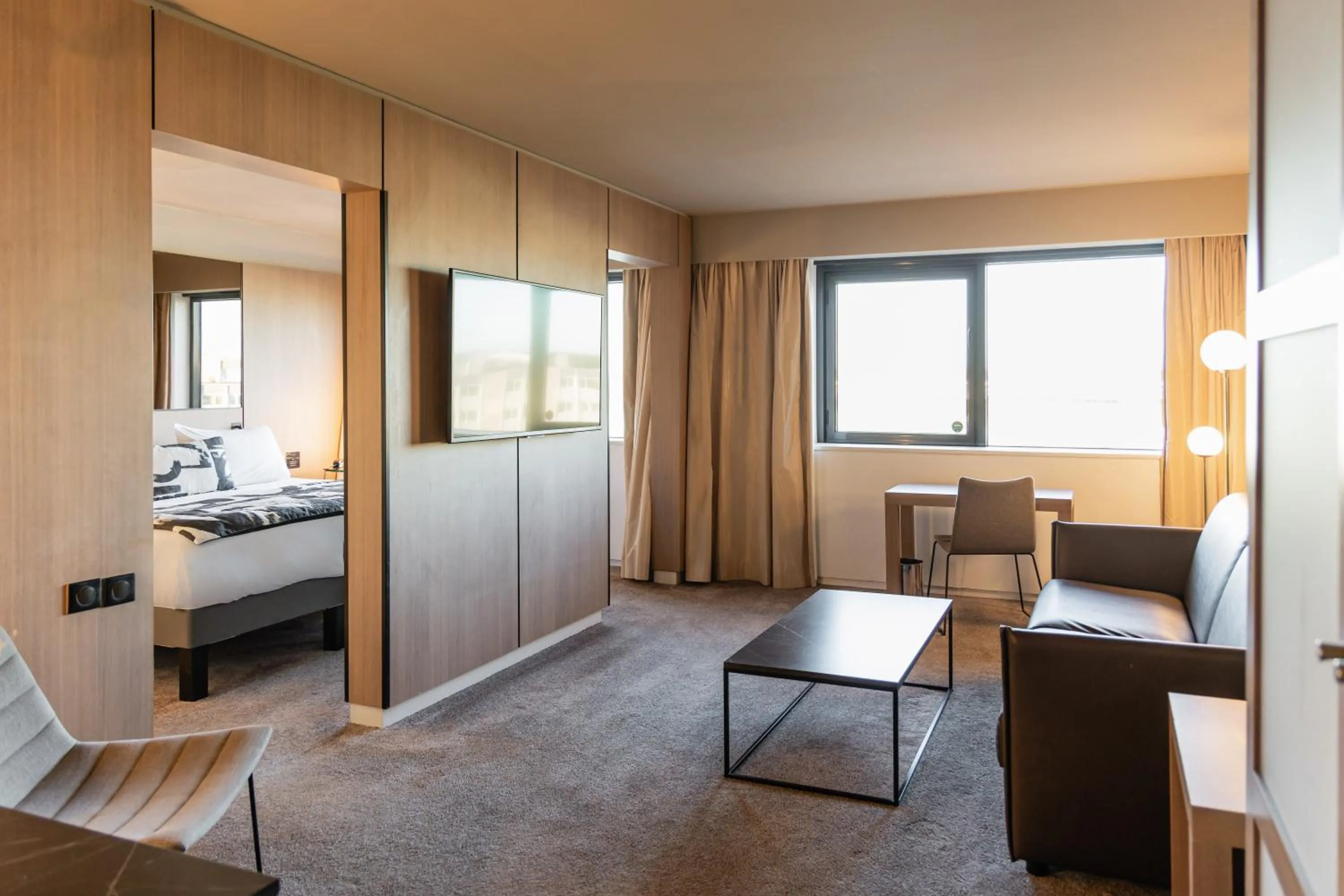 Photo of the whole room in Pullman Bordeaux Lac