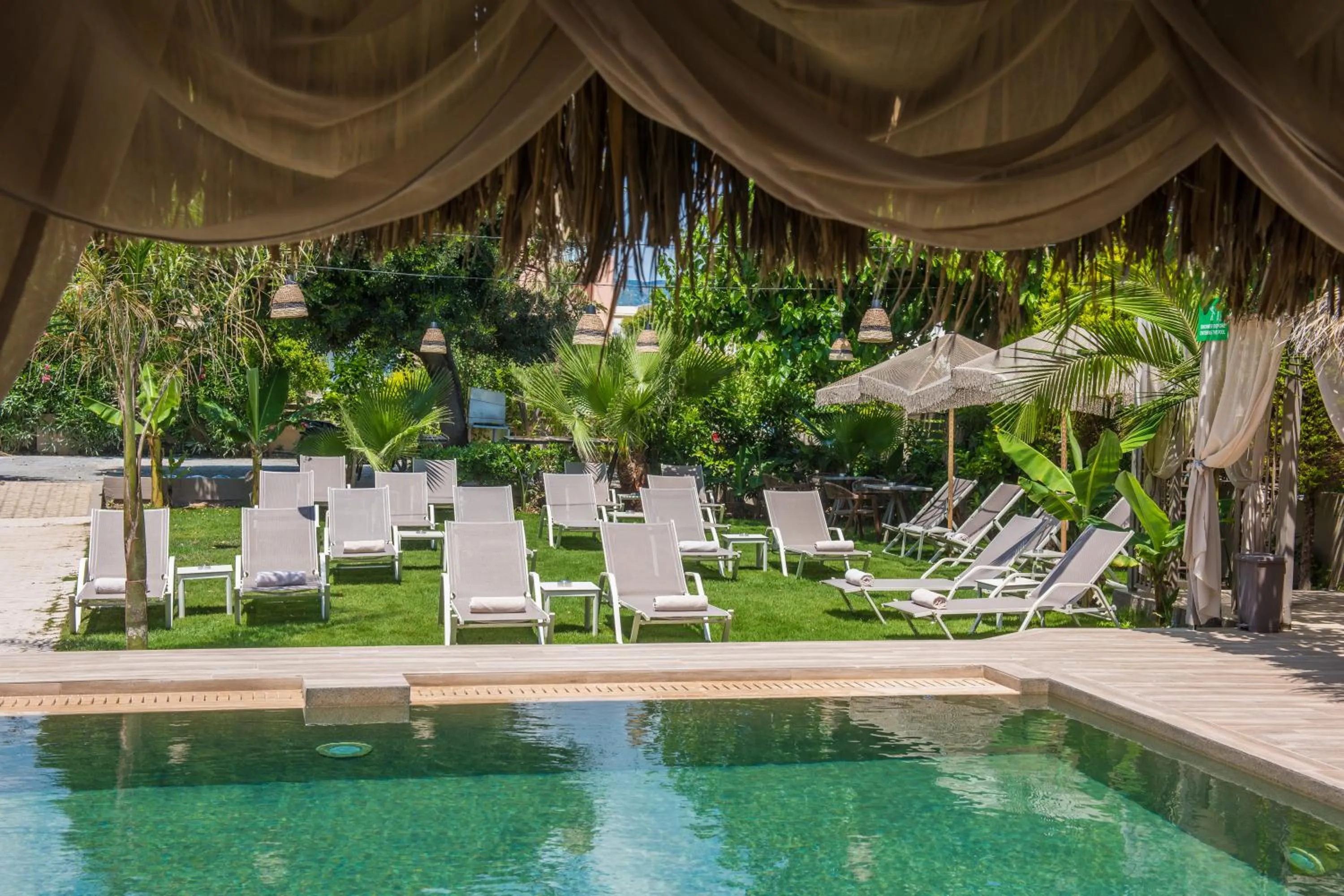 Day in Alsus Boutique Hotel - Adults Only