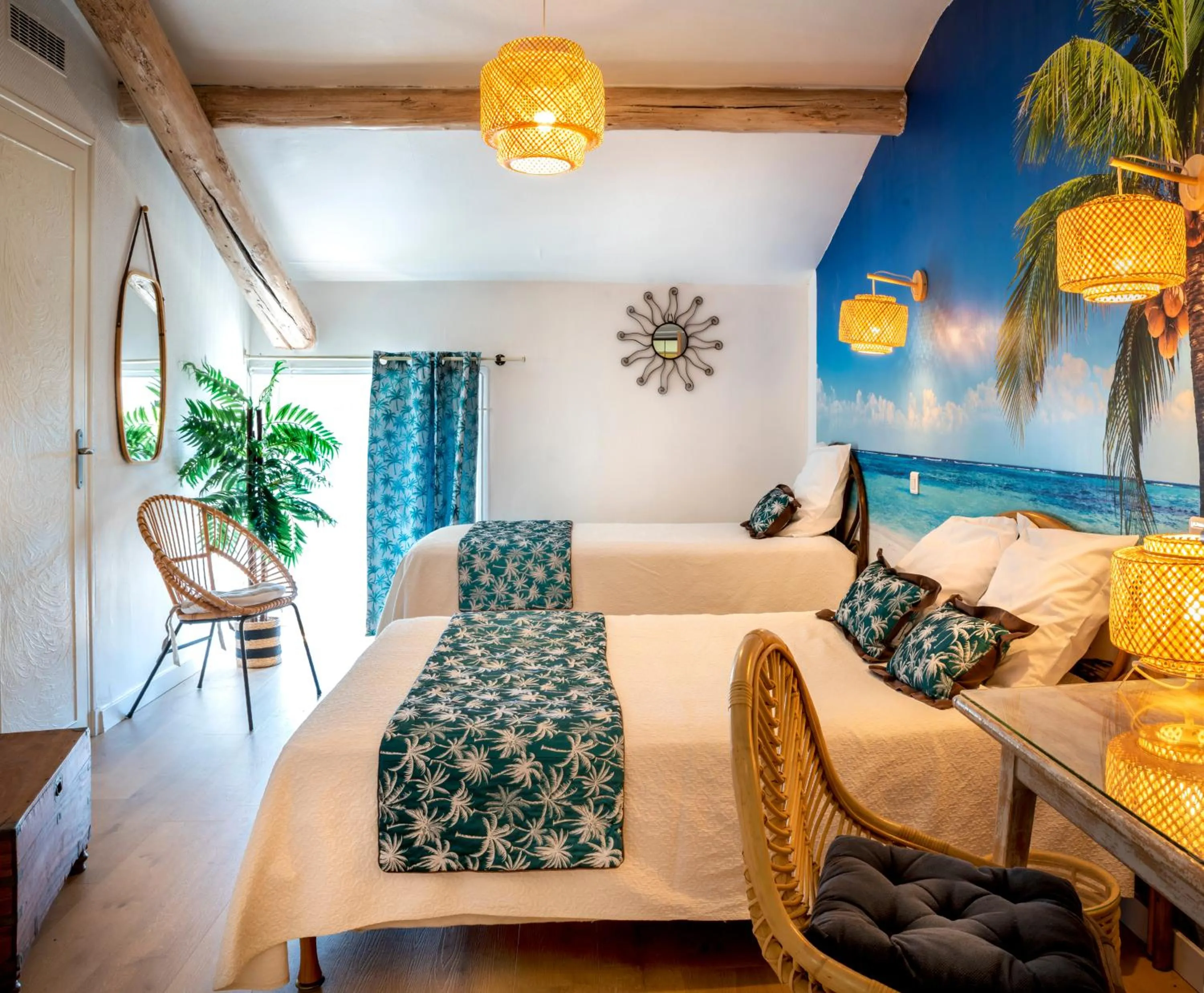 Bedroom, Bed in Hotel Toppin