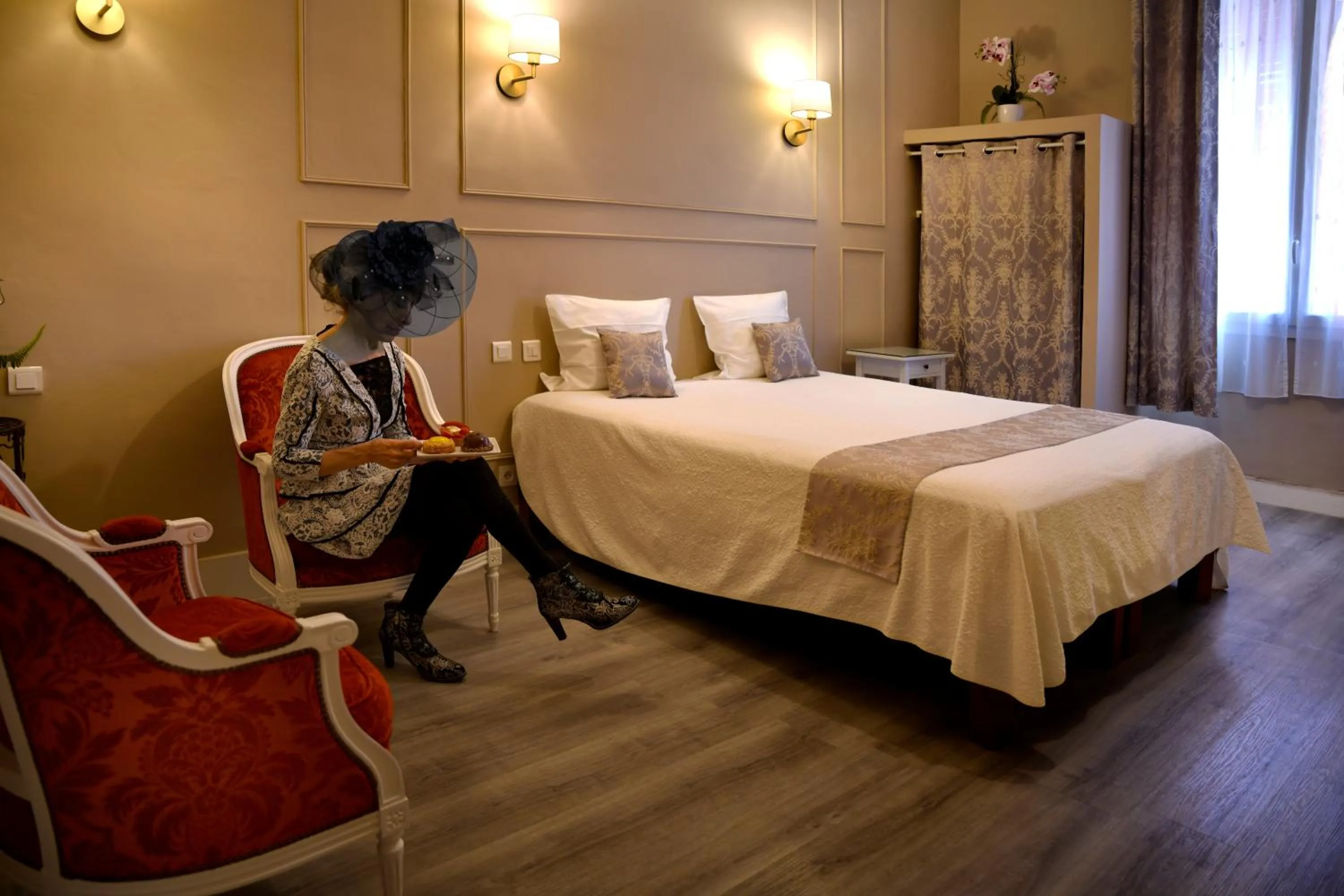 Bedroom, Bed in Hotel Toppin