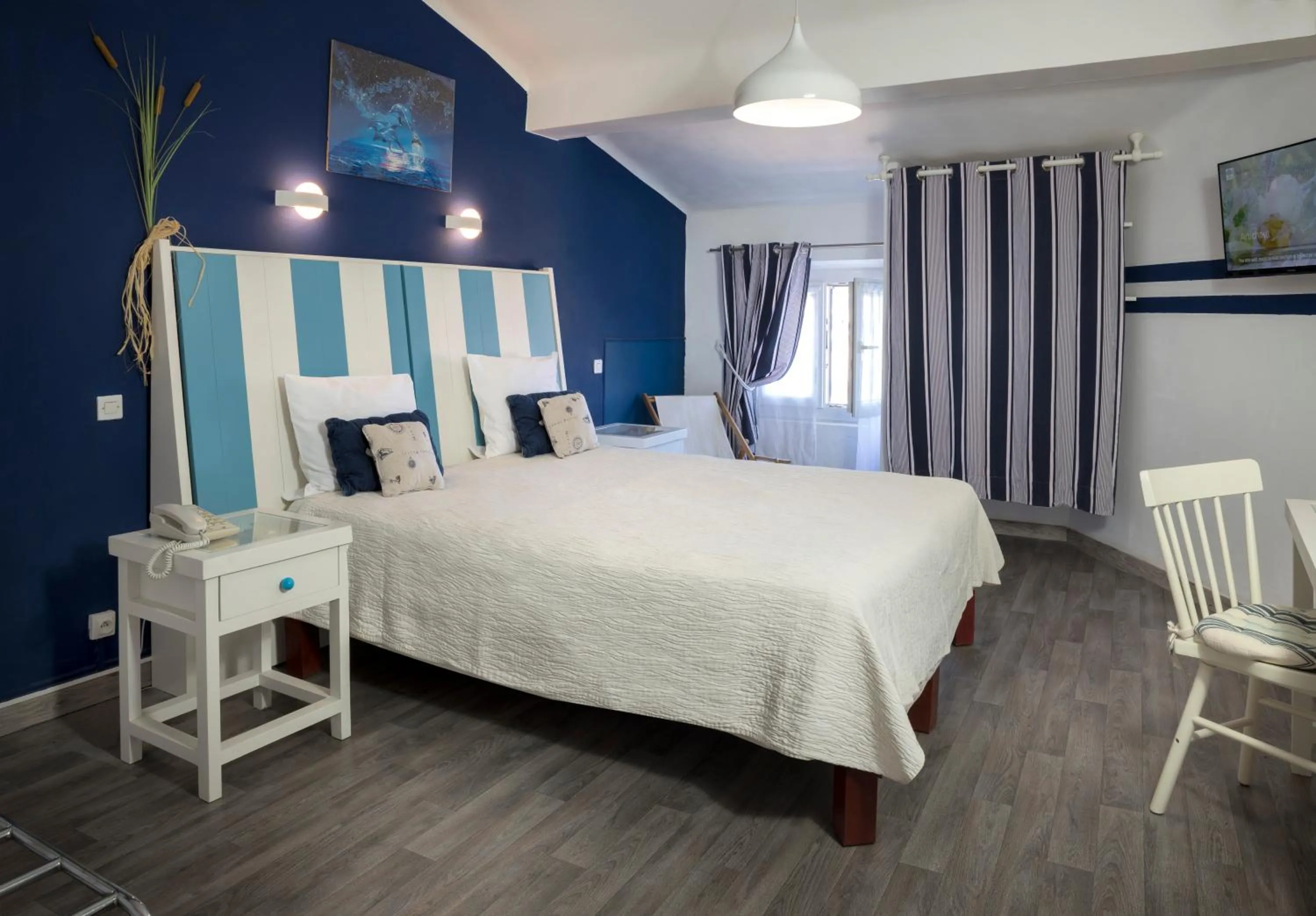 Bedroom, Bed in Hotel Toppin