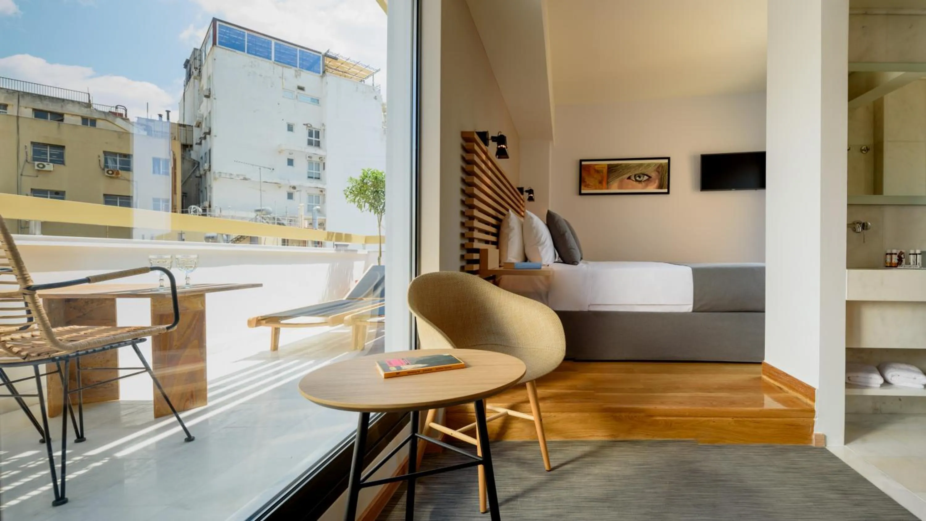 Balcony/Terrace in Fos DownTown Suites