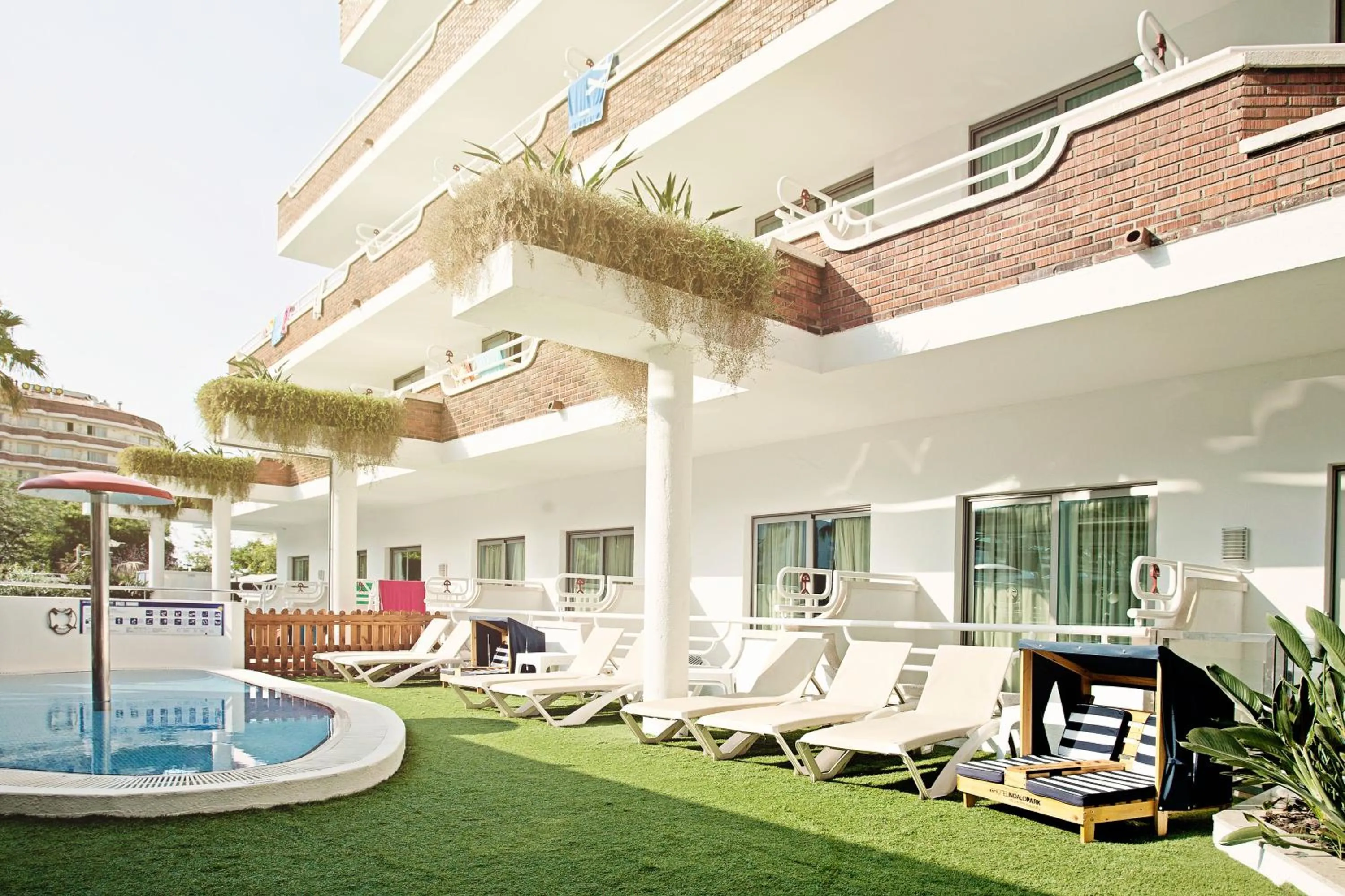 Area and facilities in Hotel Indalo Park