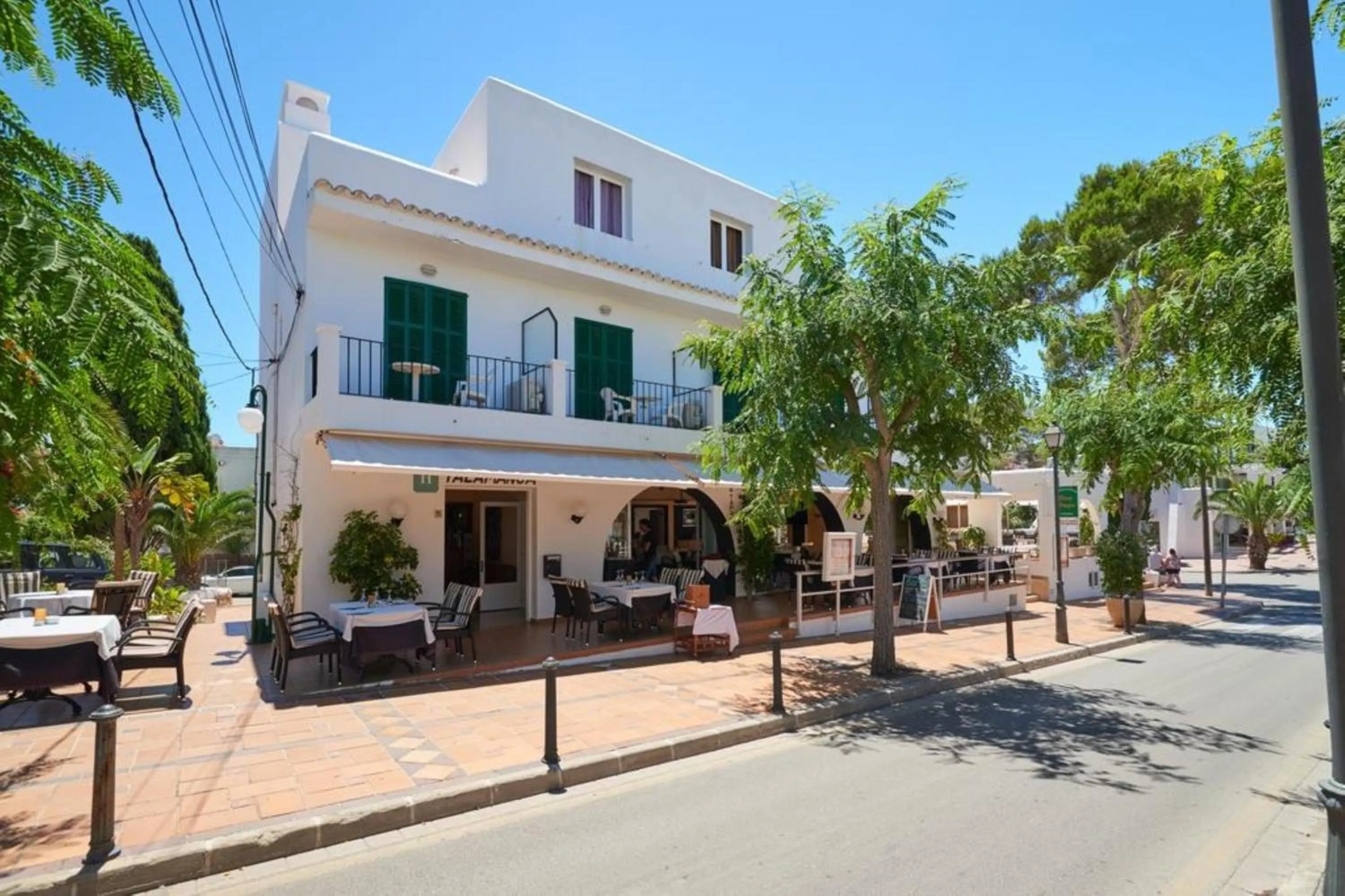 Property building in Hostal Talamanca