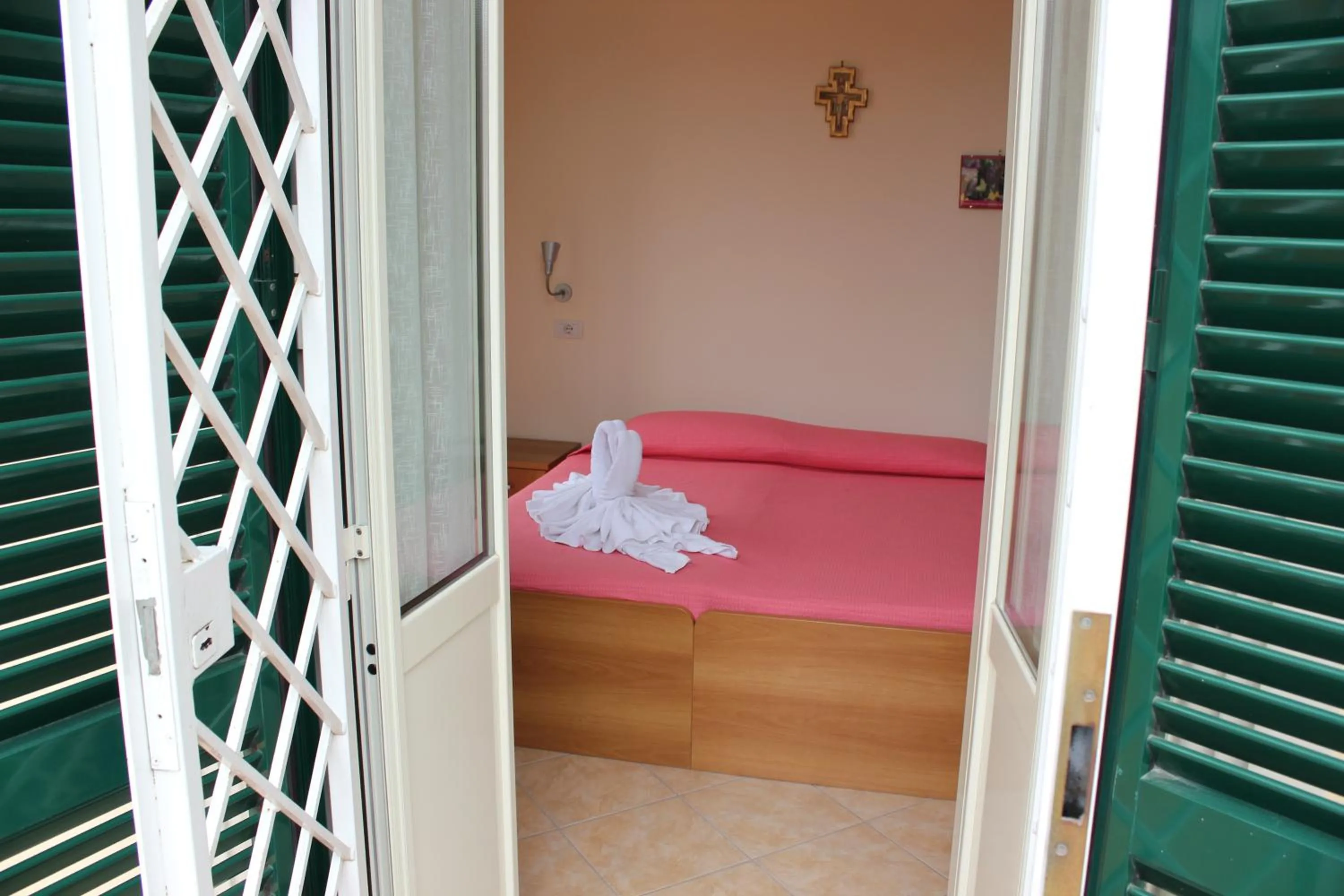 Balcony/Terrace, Bed in Casa per Ferie Beato Rosaz
