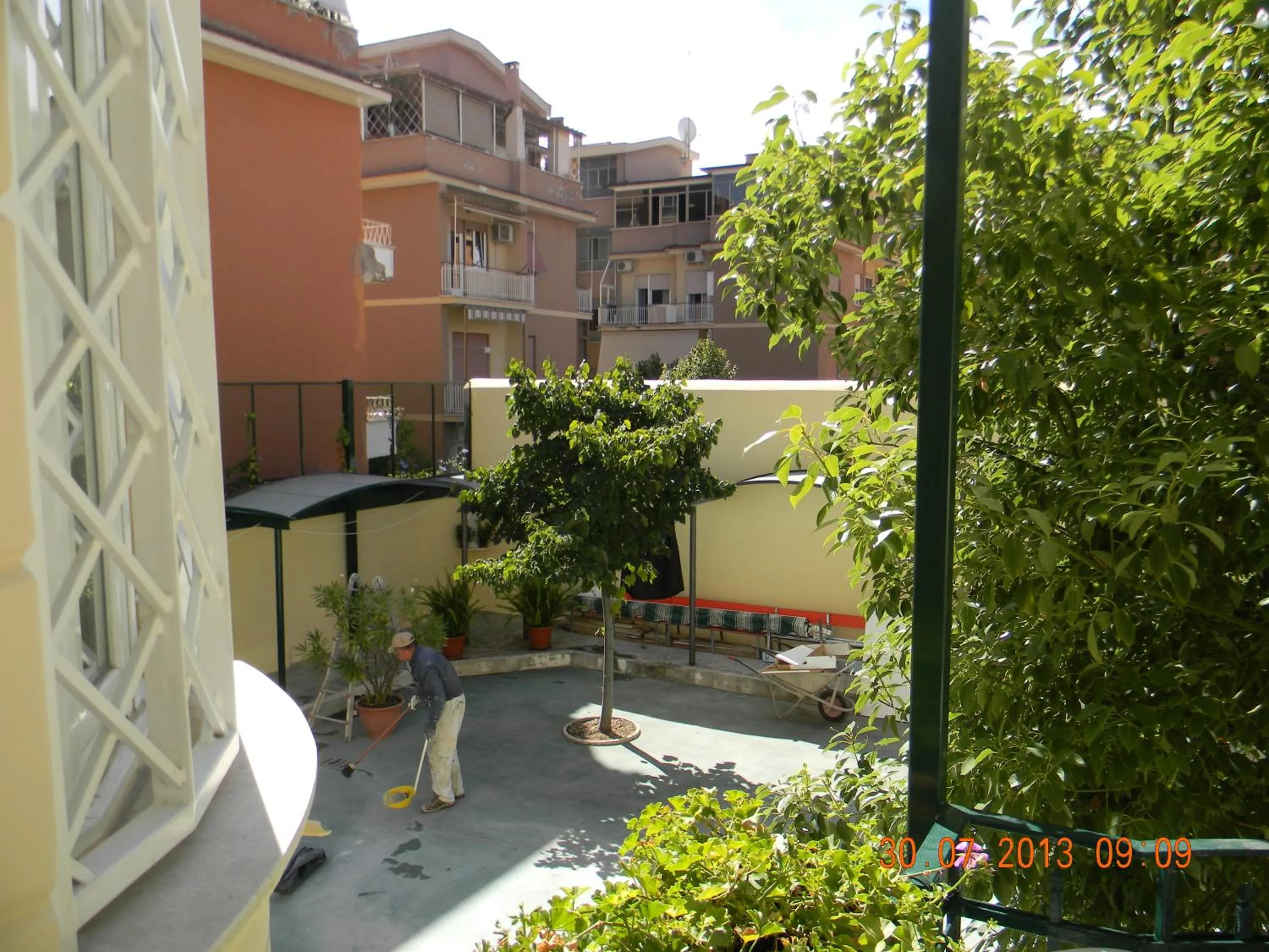 Property building in Casa per Ferie Beato Rosaz