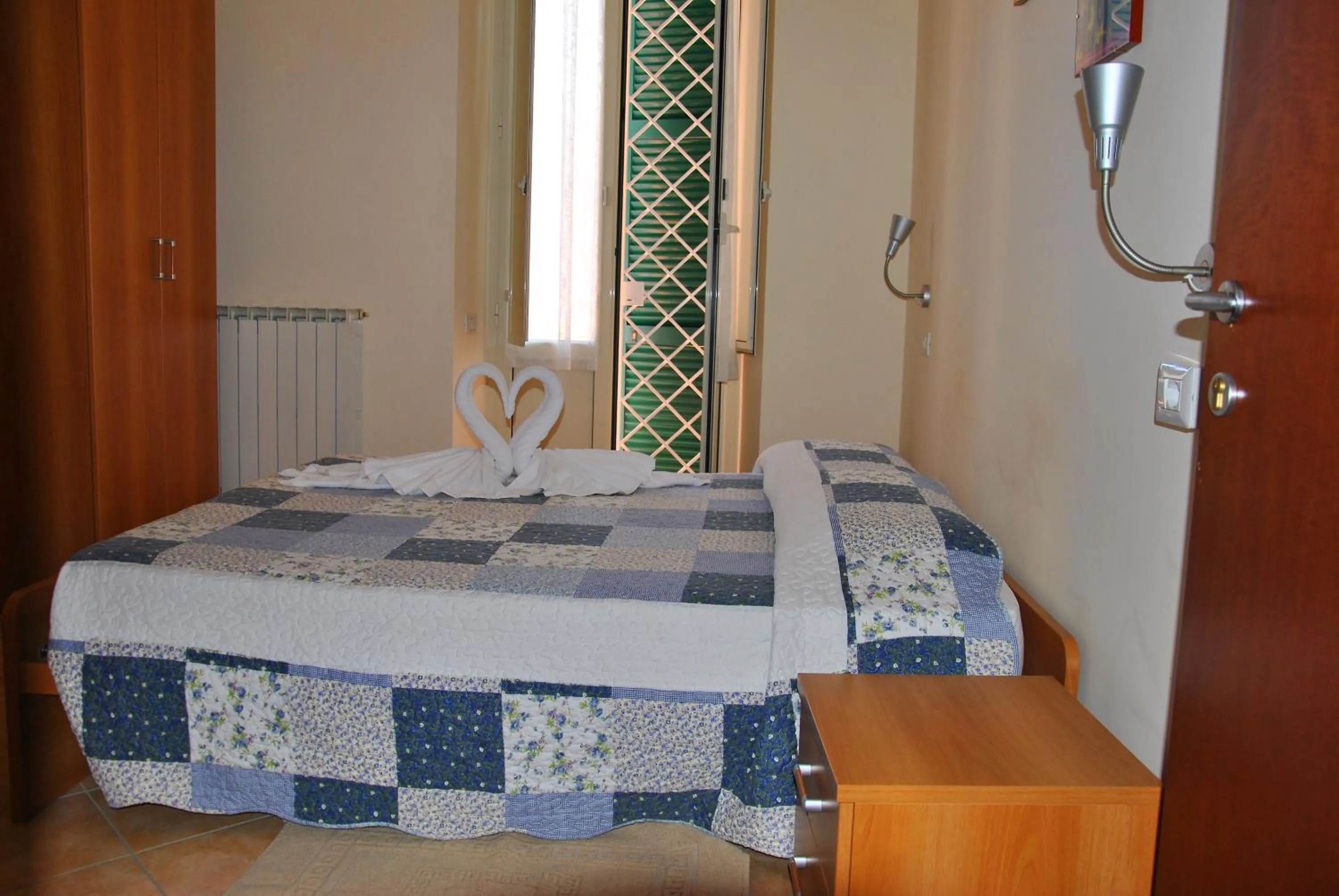 Bedroom, Bed in Casa per Ferie Beato Rosaz