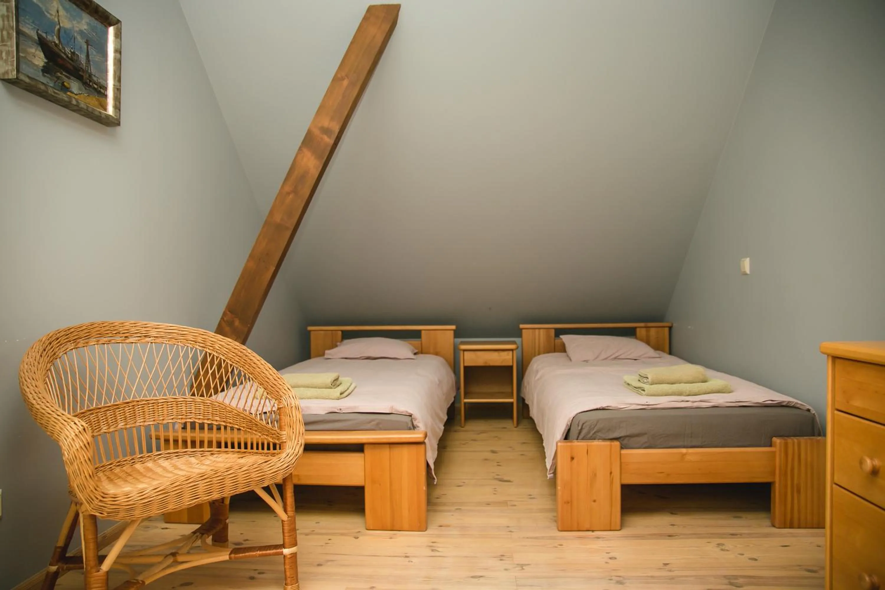 Bedroom, Bed in Weavers' Guest House Kalndaki