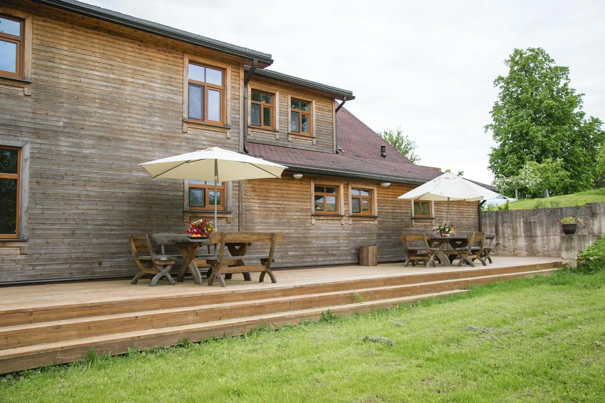 Property building in Weavers' Guest House Kalndaki