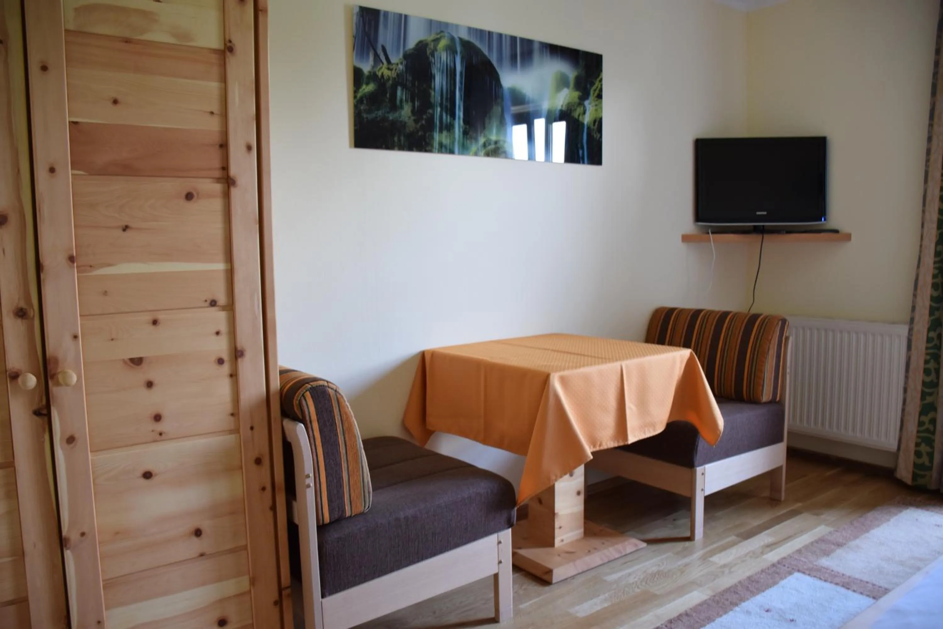 Seating area in Hotel Garni Dorferwirt am Irrsee