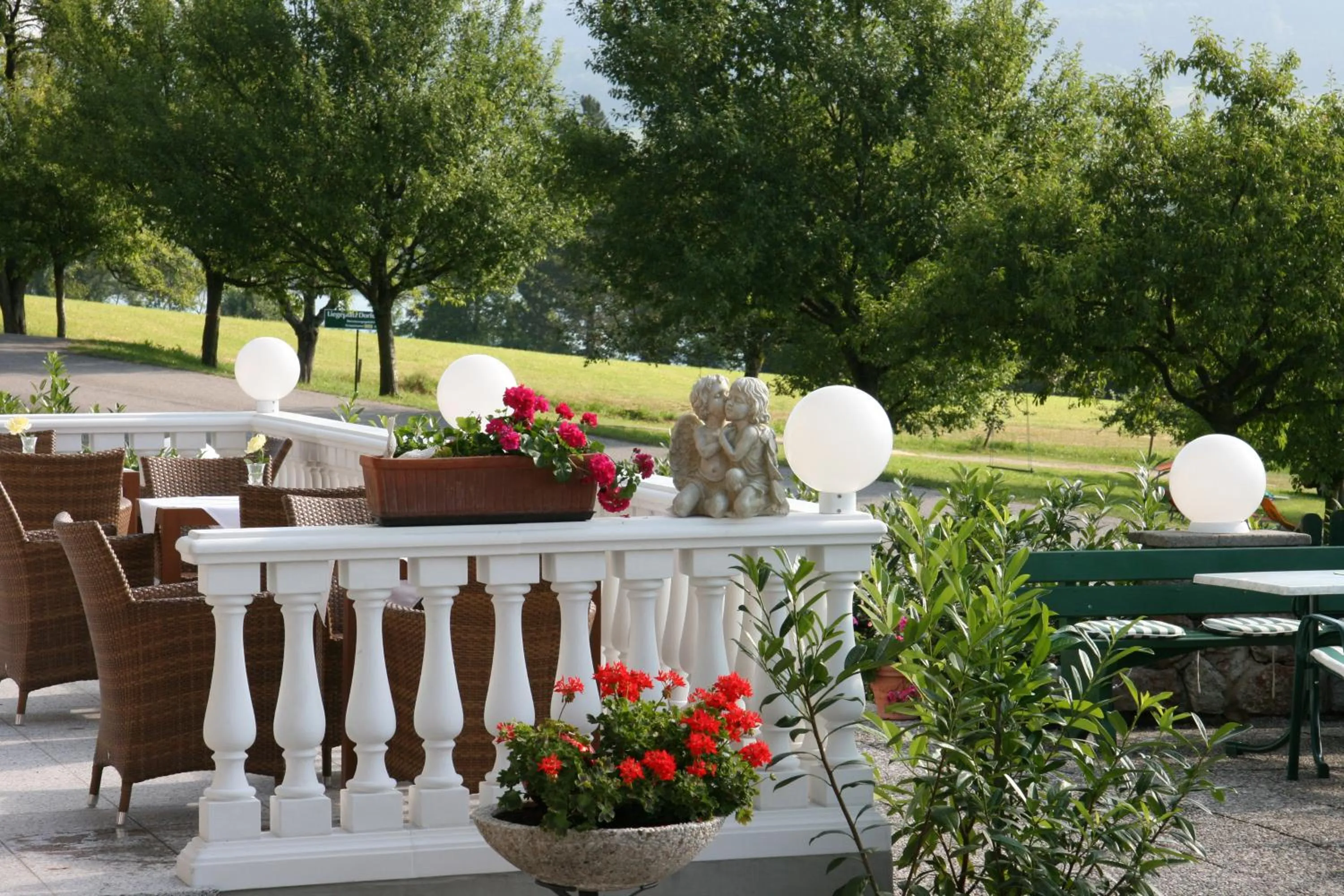 Balcony/Terrace in Hotel Garni Dorferwirt am Irrsee