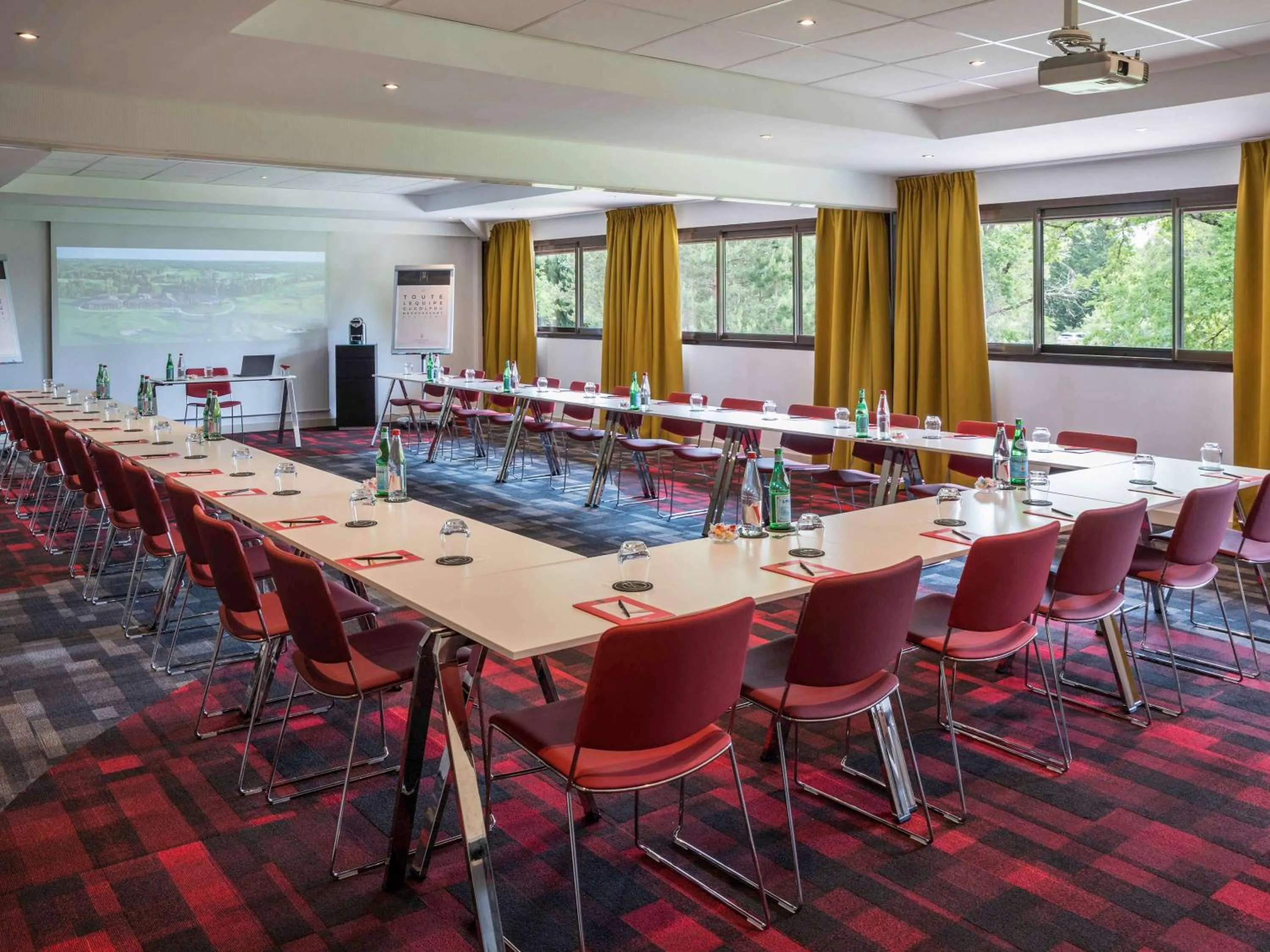 On site in Cabot Hotel Bordeaux - MGallery Collection