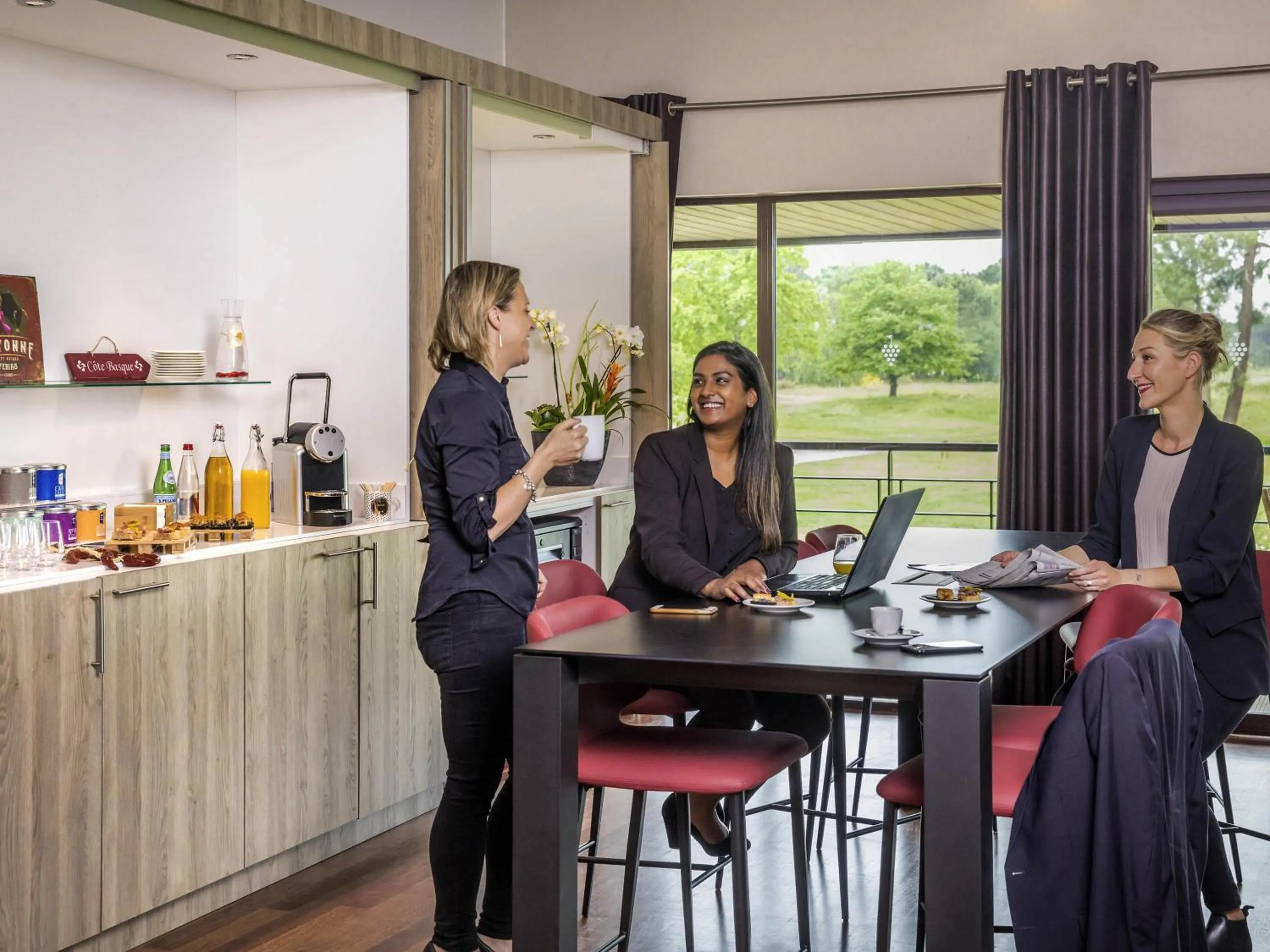 Meeting/conference room in Cabot Hotel Bordeaux - MGallery Collection