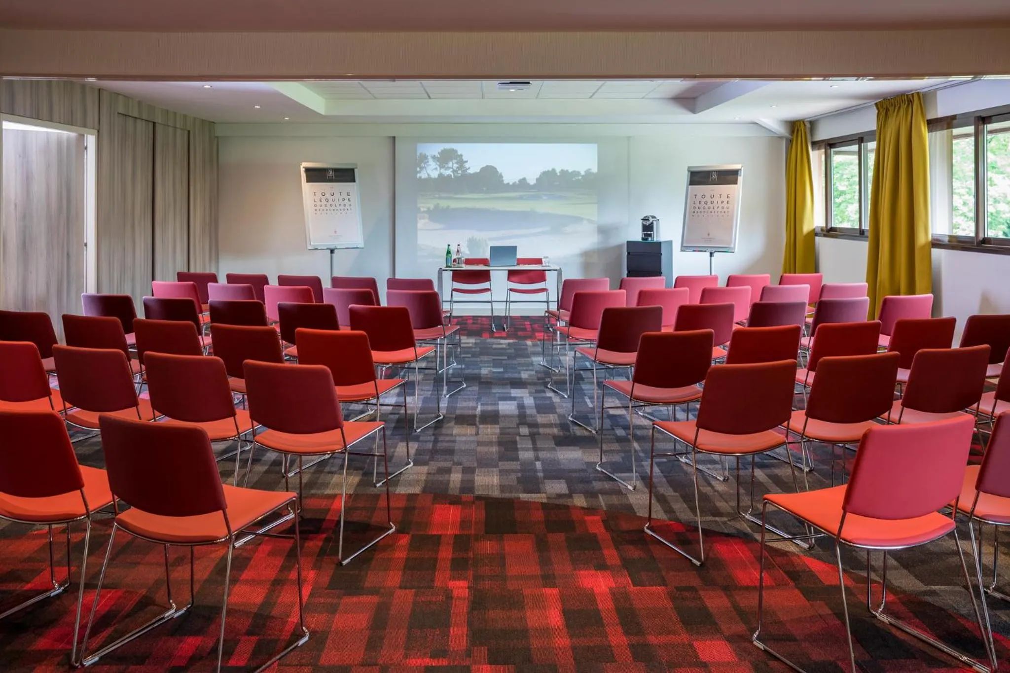 Business facilities in Cabot Hotel Bordeaux - MGallery Collection