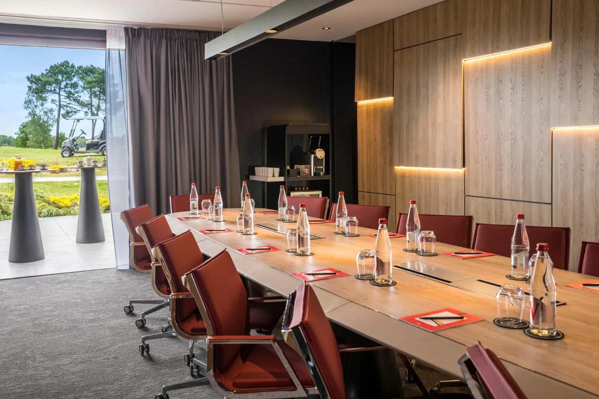 Business facilities in Cabot Hotel Bordeaux - MGallery Collection