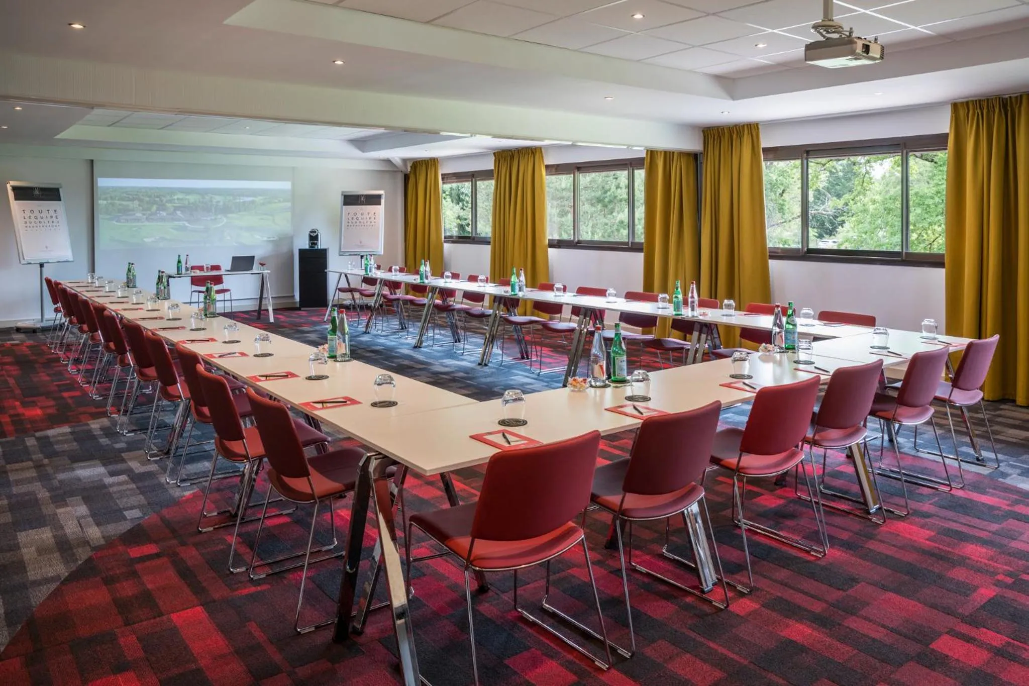 Business facilities in Cabot Hotel Bordeaux - MGallery Collection