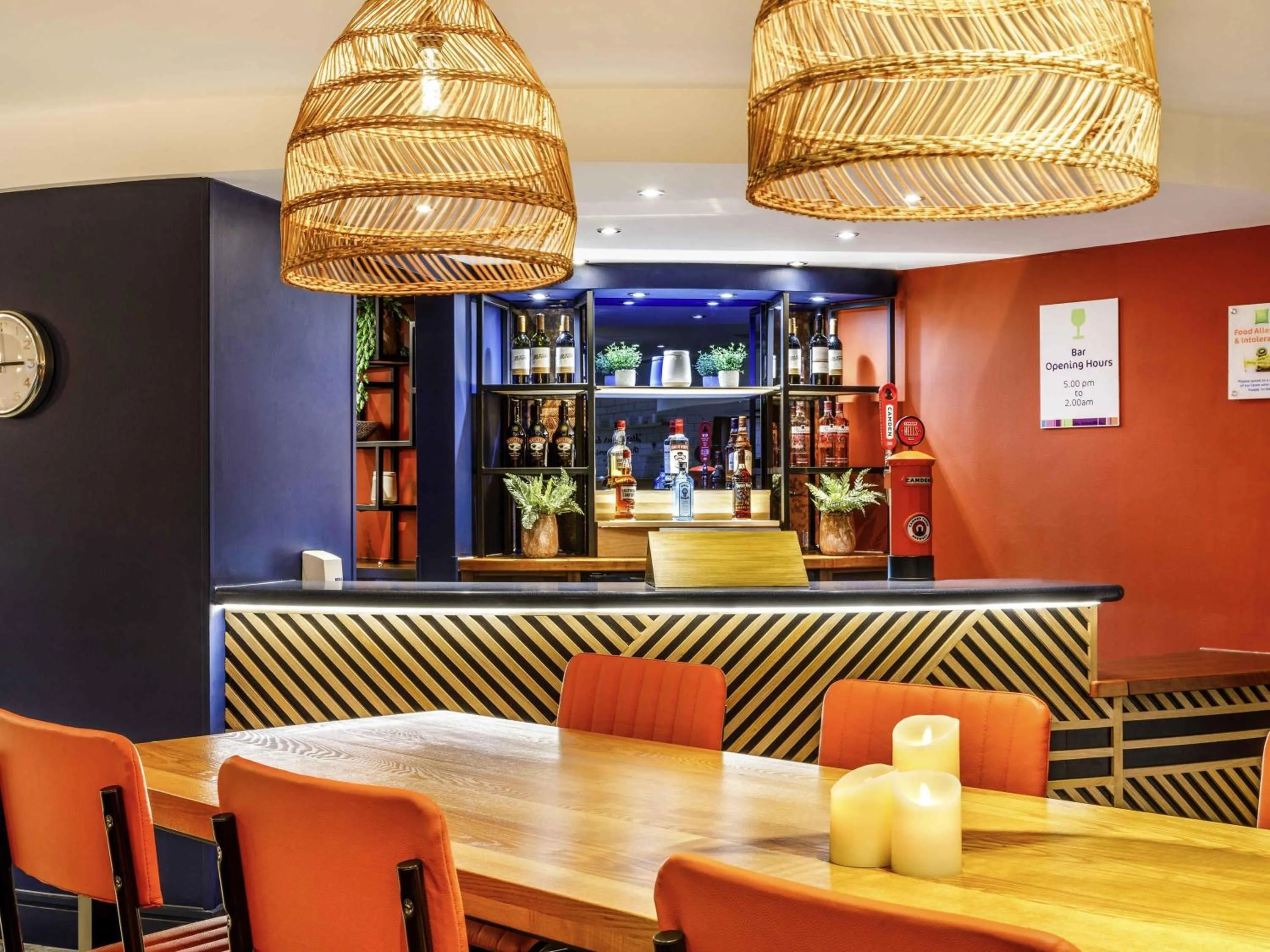 Lounge or bar in ibis Styles Birmingham Centre