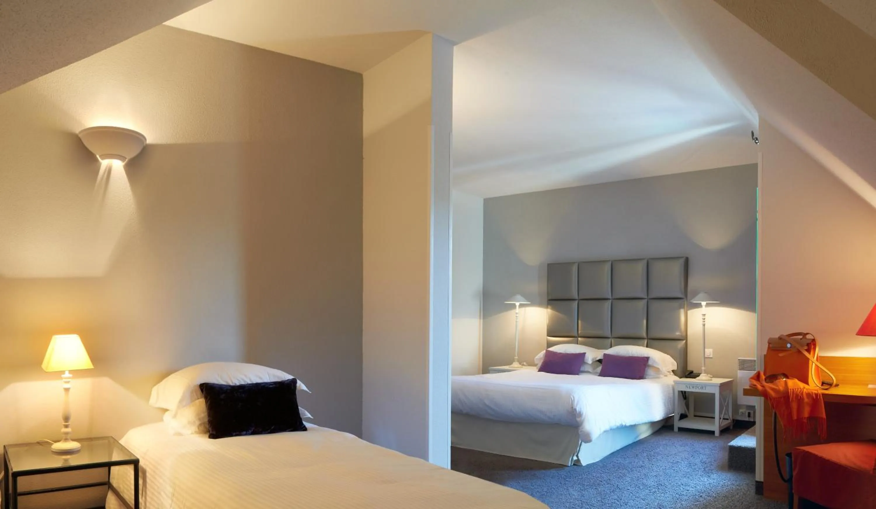 Bed in Hôtel Les Jardins D'Adalric