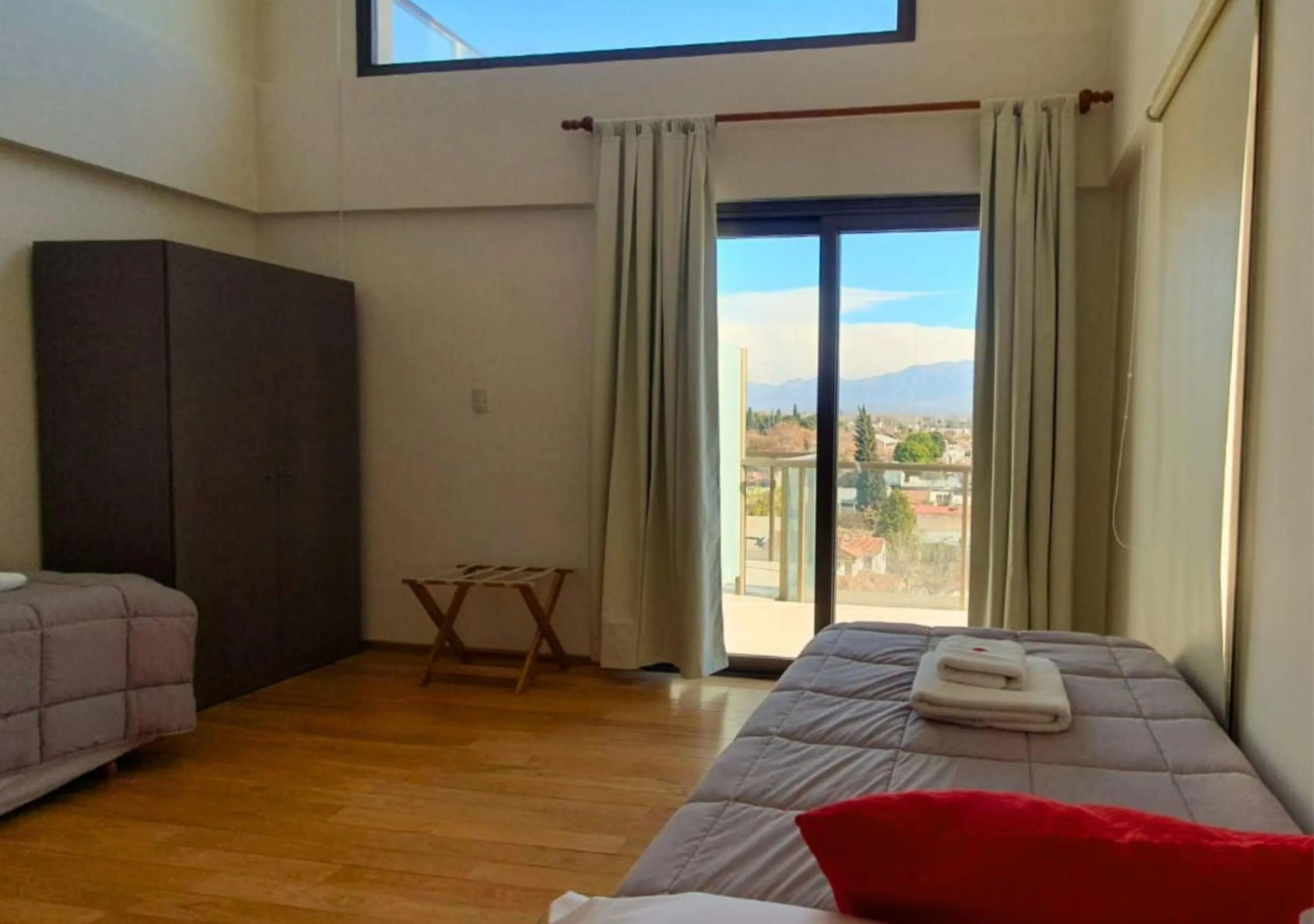 Bed in Apart Hotel Quijote by DOT Suites