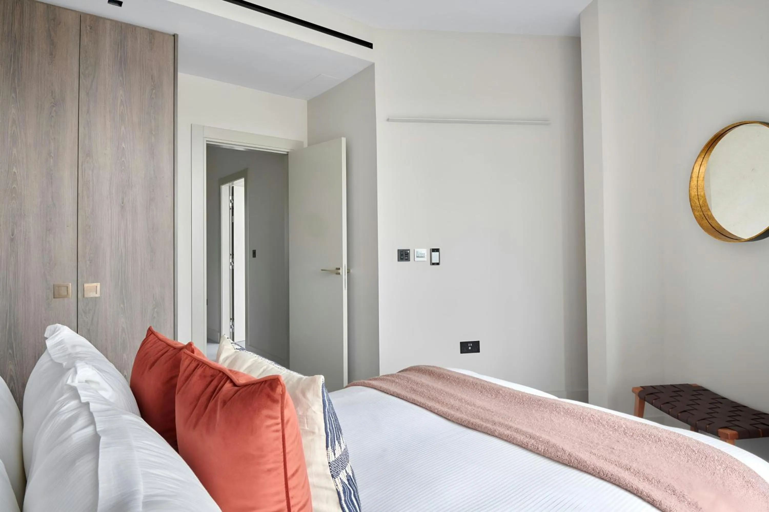 Bedroom, Bed in Sonder by Marriott Bonvoy Back Hill Apartments Clerkenwell
