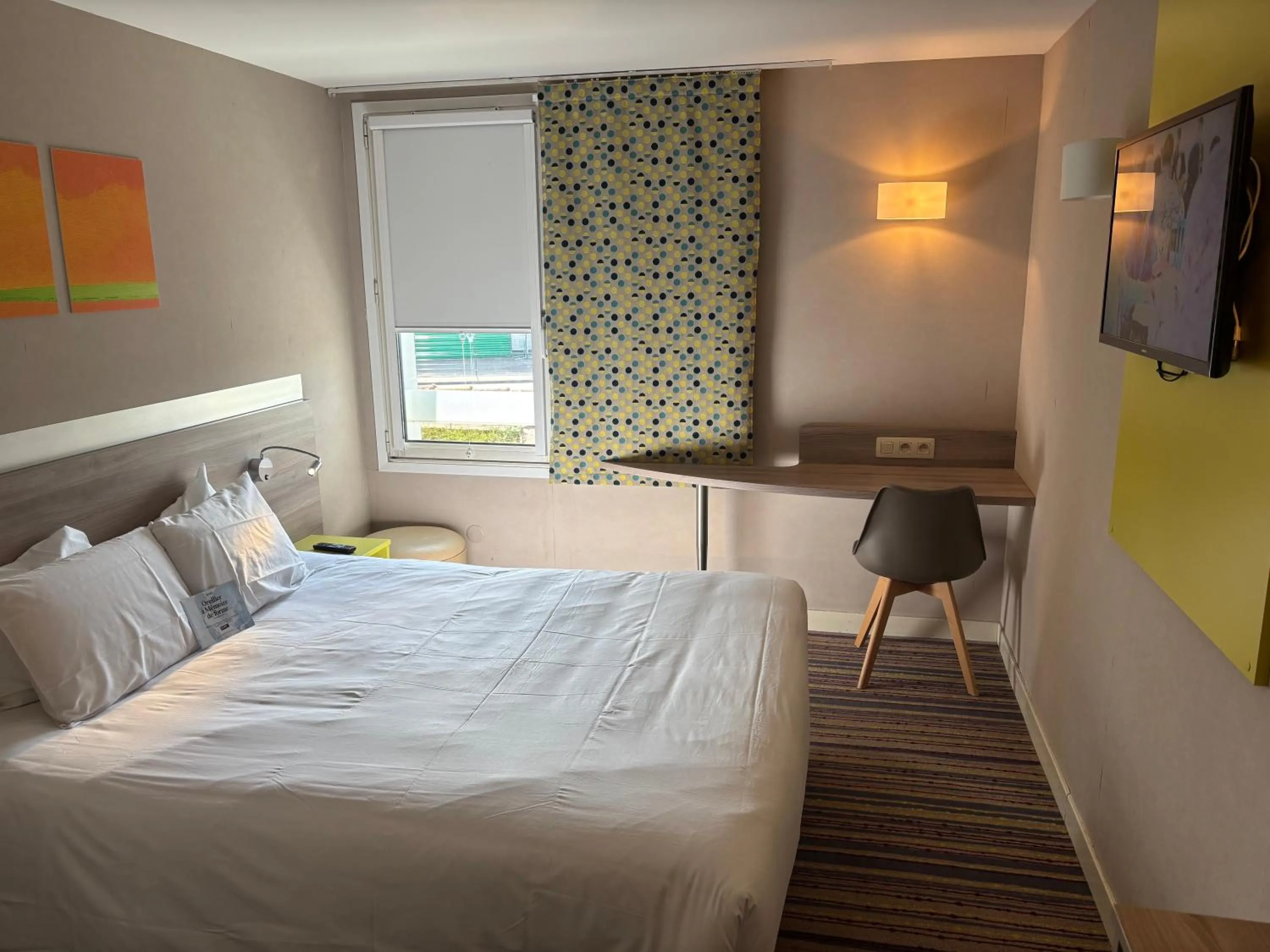 Kyriad Lyon Est - Saint Bonnet De Mure