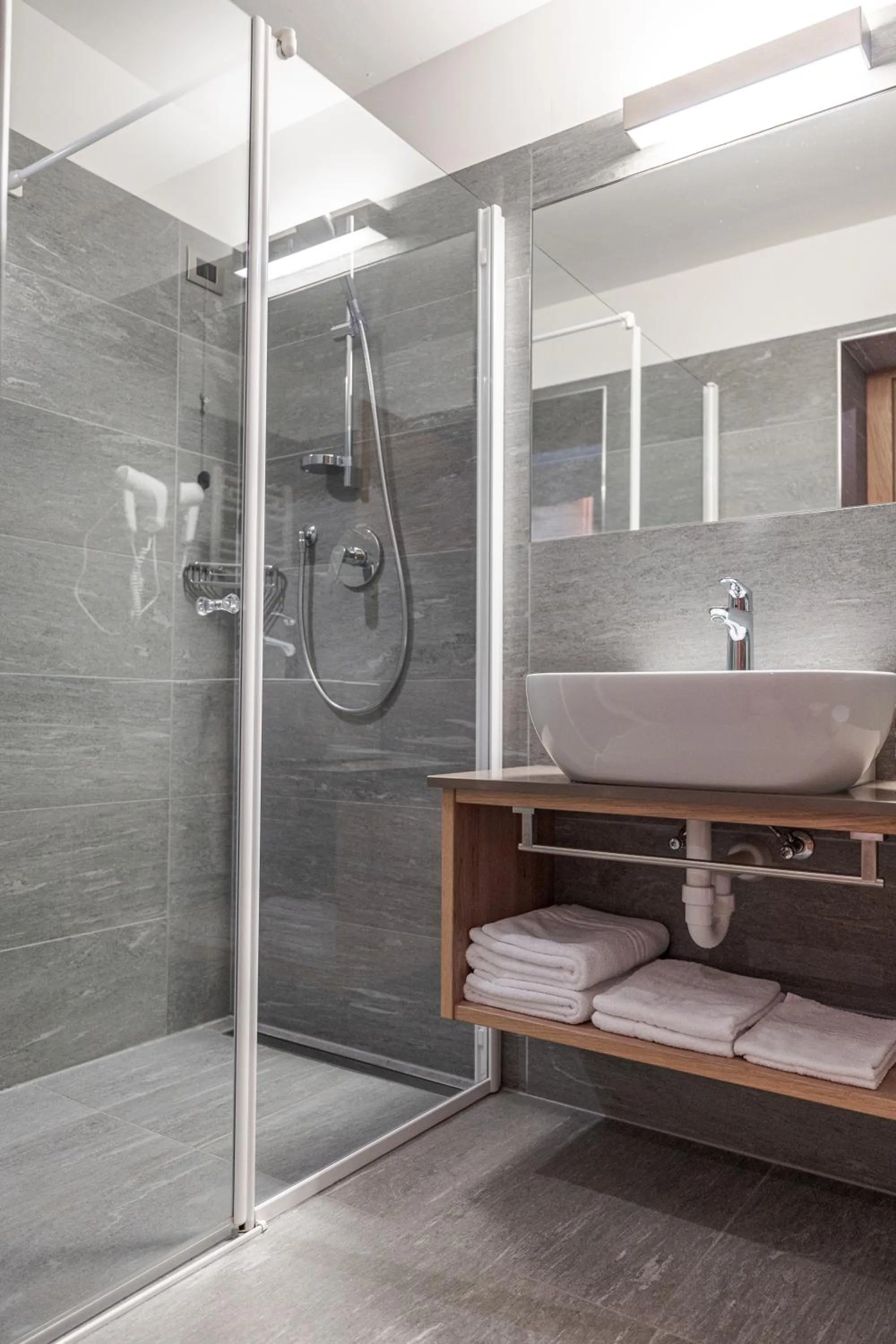 Bathroom in Albergo Belvedere