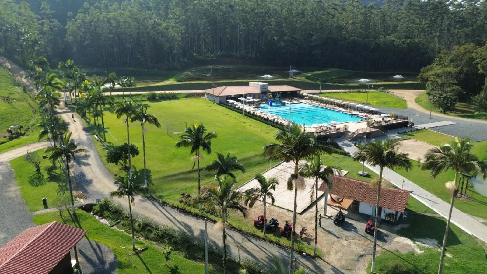 Swimming pool in Hotel Fazenda Casarão do Vale