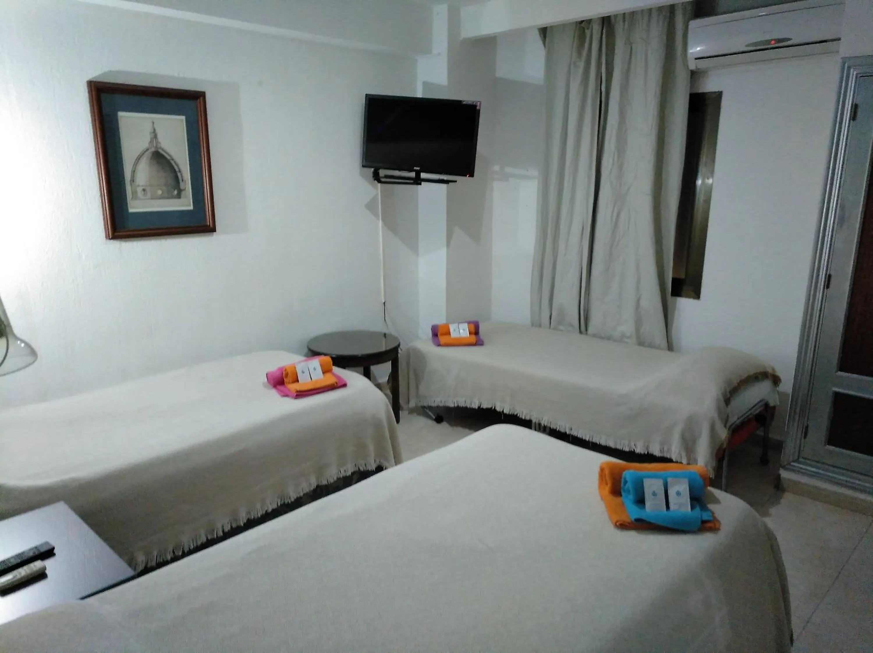 Bed in Hotel Nuevo Ara