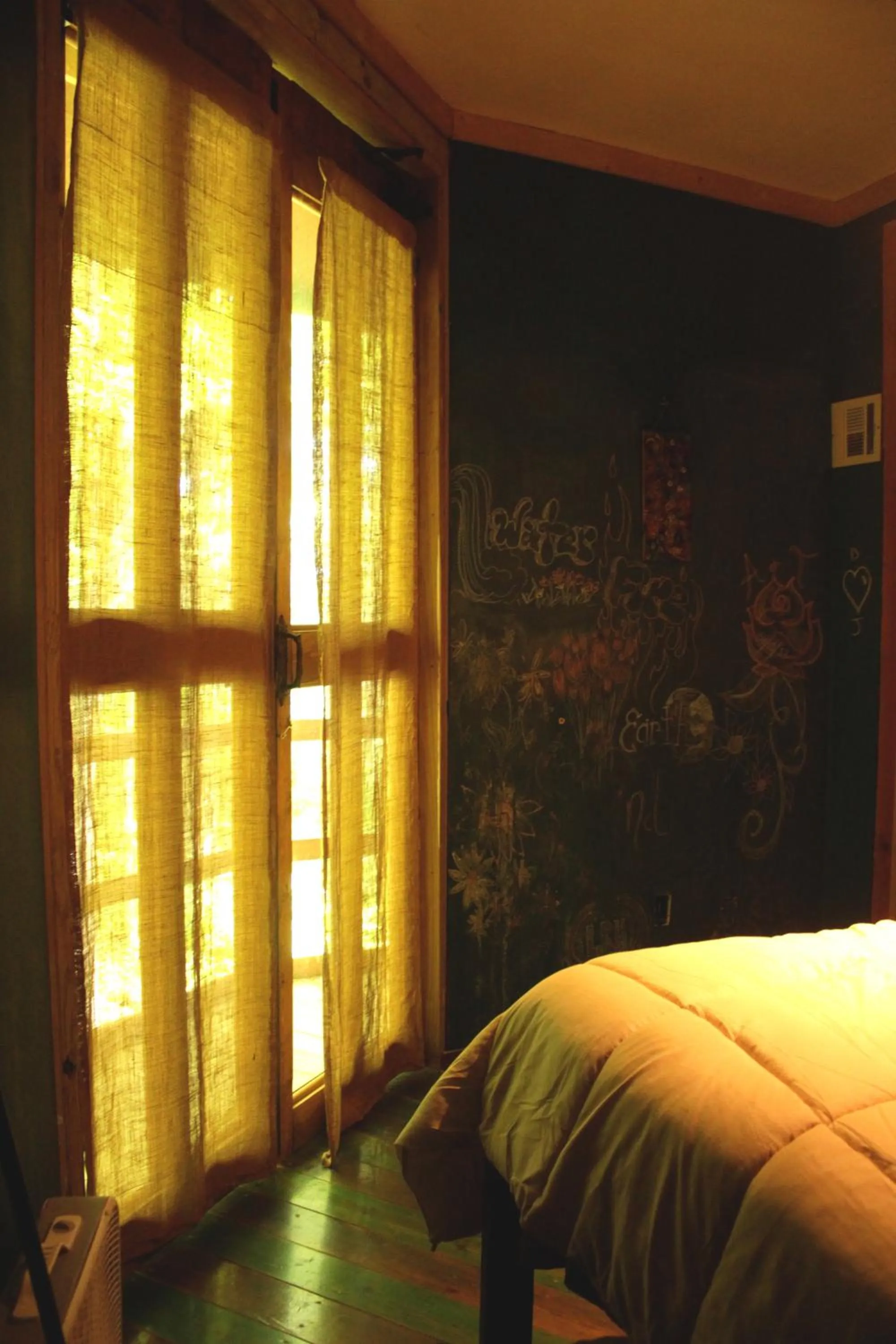 Bedroom, Bed in Lost River Hostel