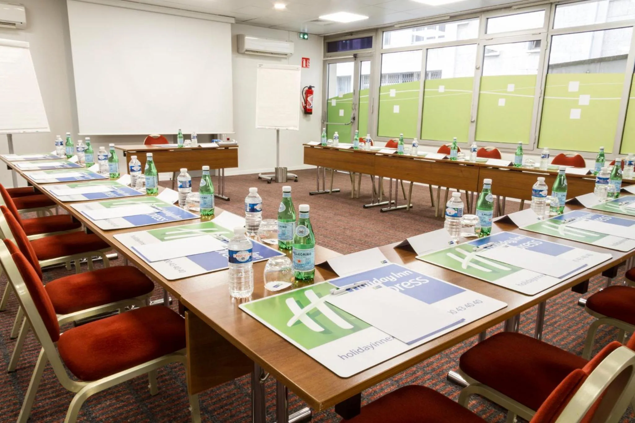 Meeting/conference room in Holiday Inn Express Amiens by IHG