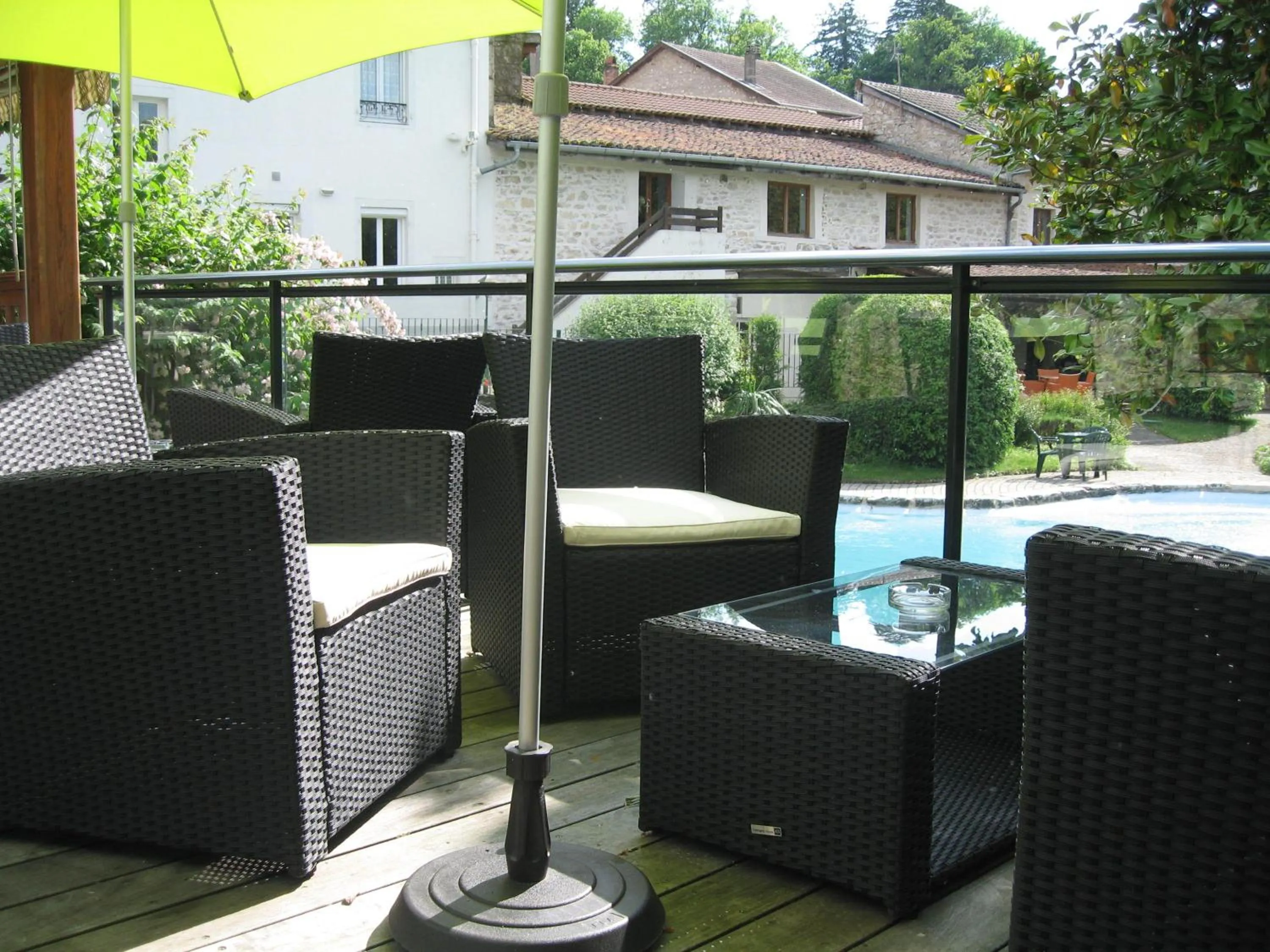 Balcony/Terrace in Au Faisan Doré