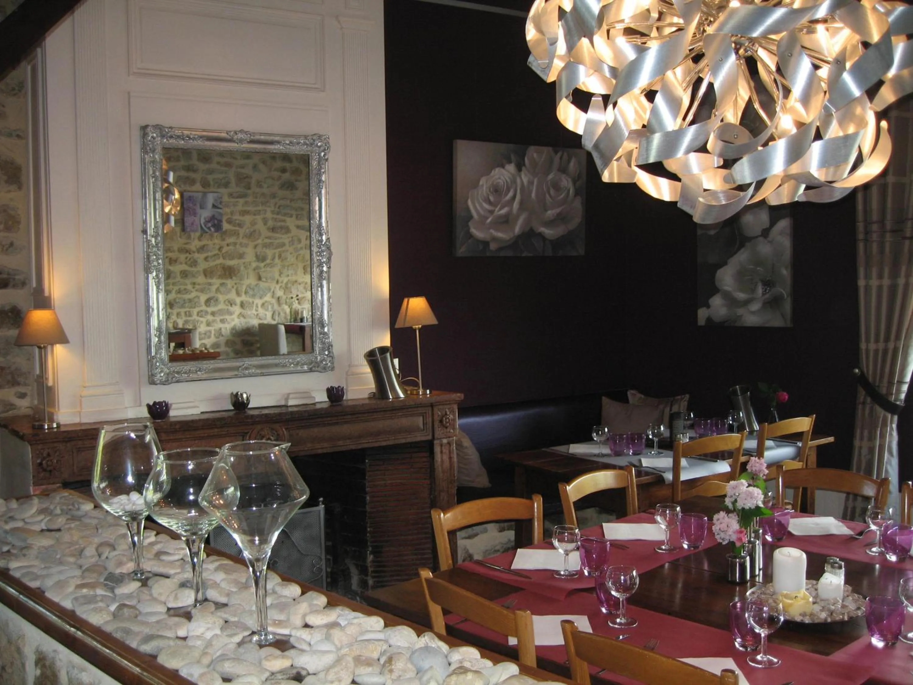 Restaurant/places to eat in Au Faisan Doré