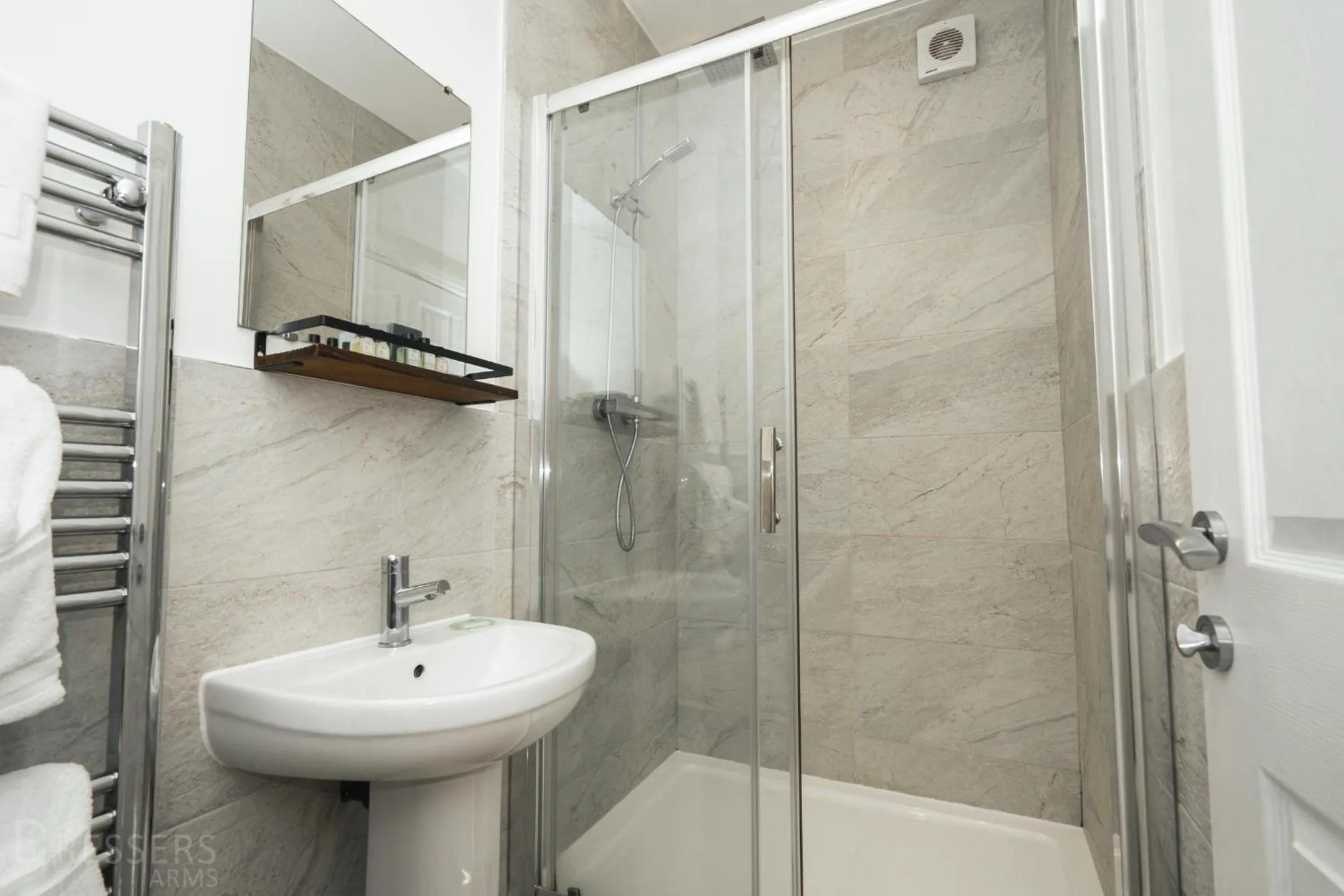 Rooms at The Dressers Arms