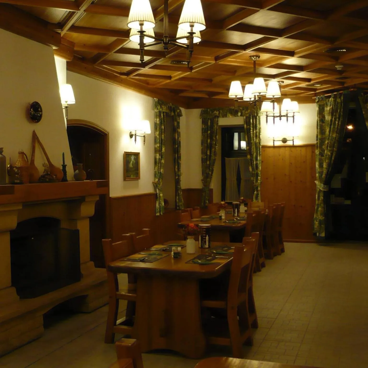 Restaurant/places to eat in St. Hubertus Étterem és Panzió