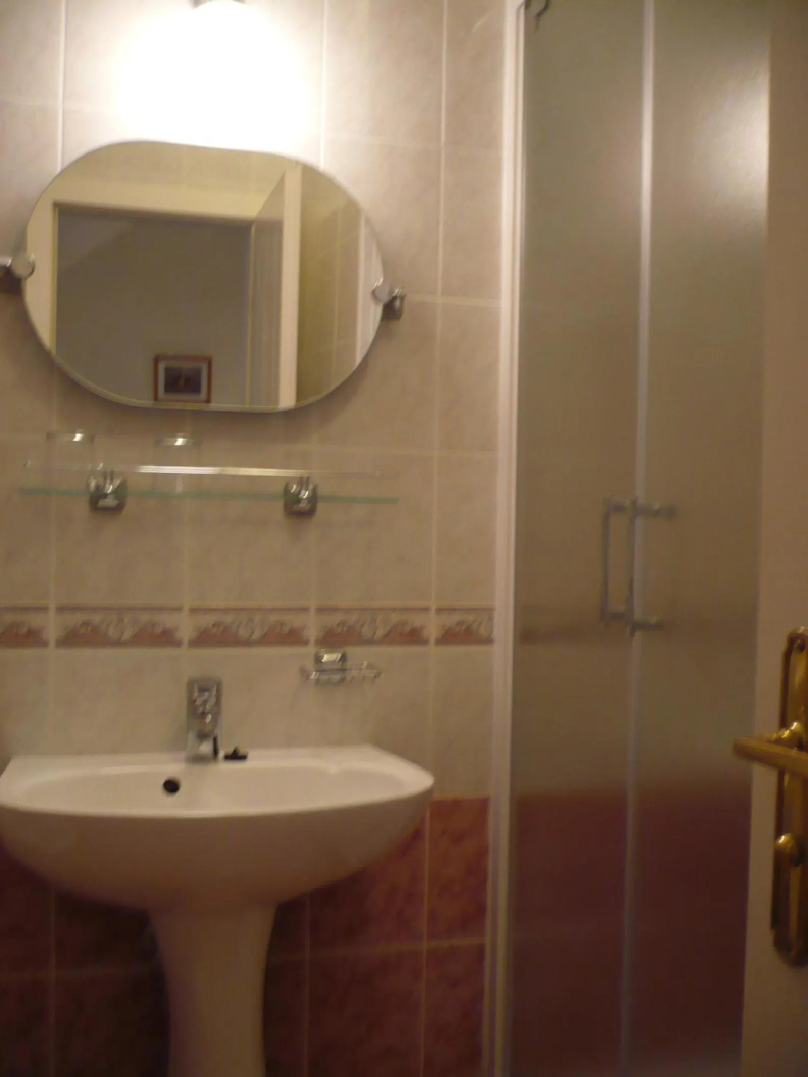 Bathroom in St. Hubertus Étterem és Panzió