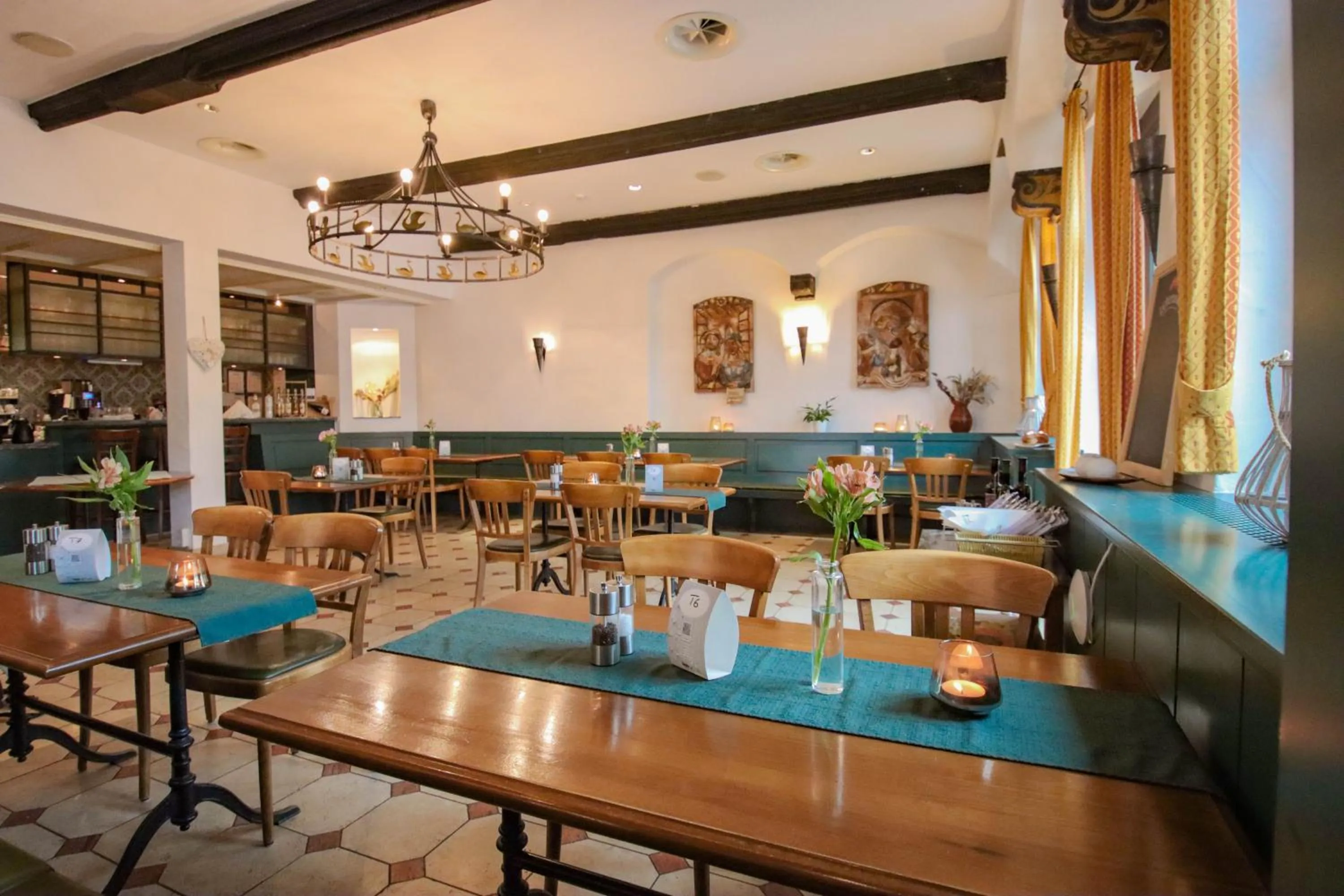 Restaurant/places to eat in Gasthaus Zum Schwan